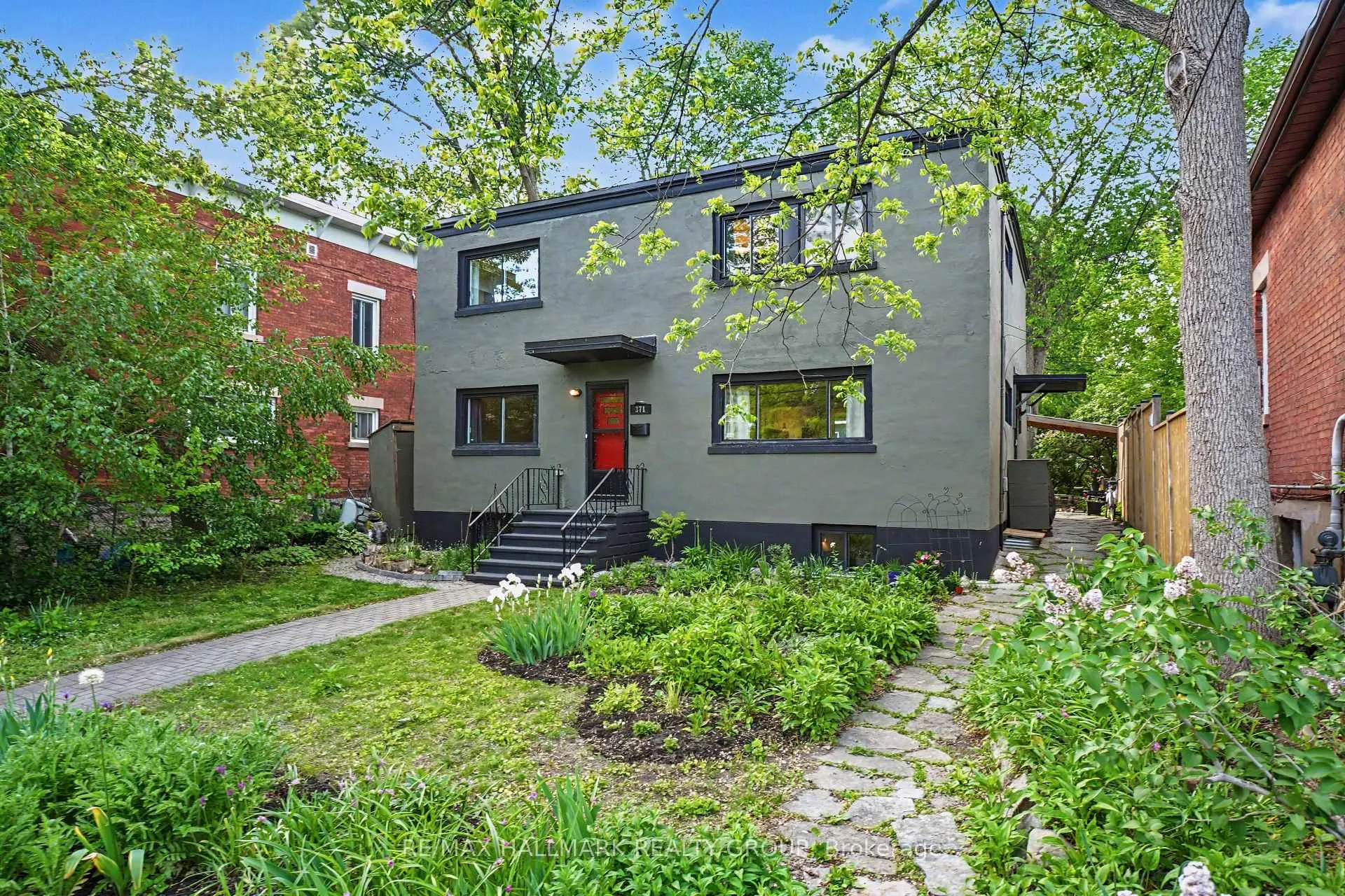 Photo 1 of 371 Sunnyside Avenue, Ottawa, Old Ottawa South — HOMEH