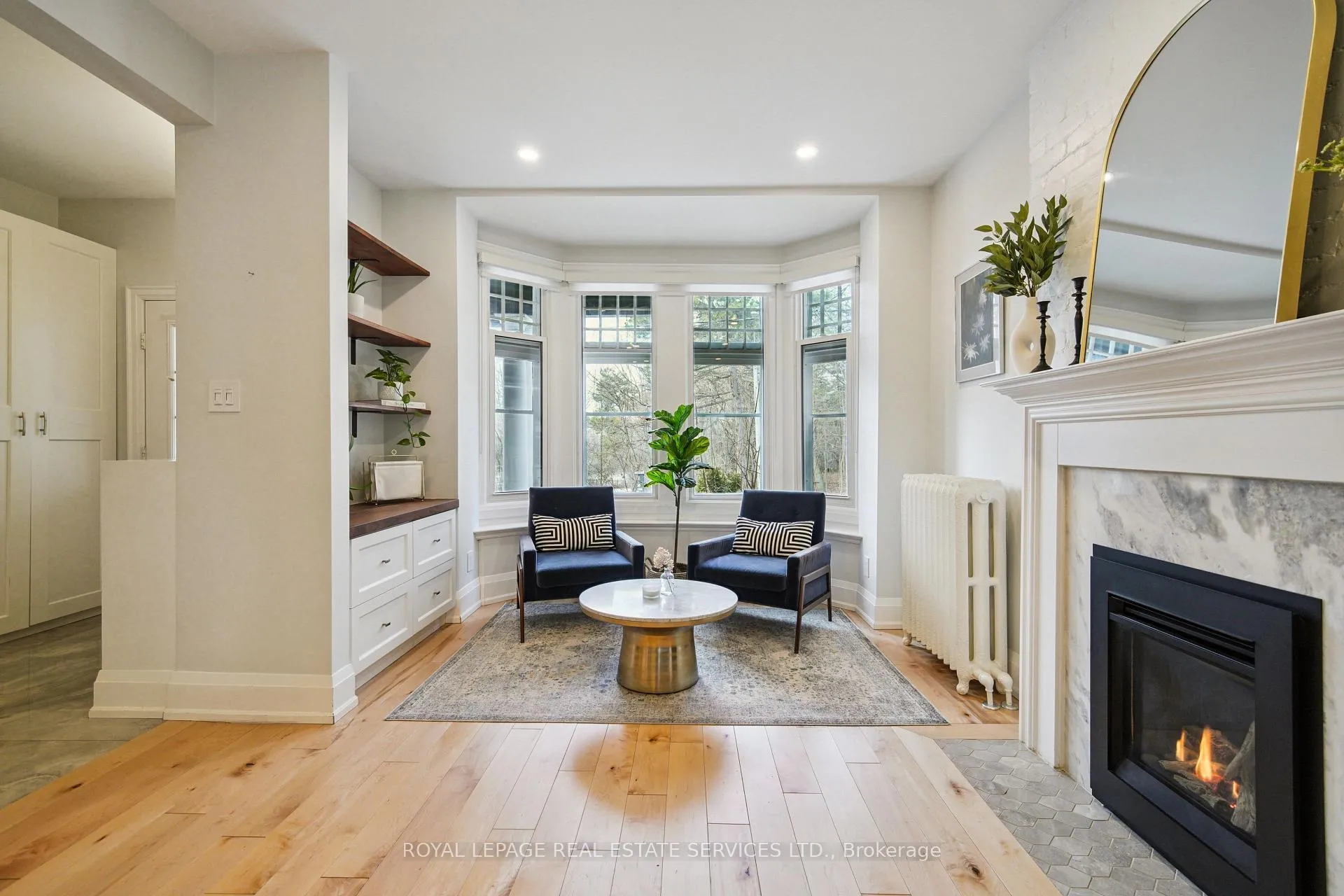 Photo 6 of 29 Parkside Drive, Toronto, High Park-Swansea — HOMEH