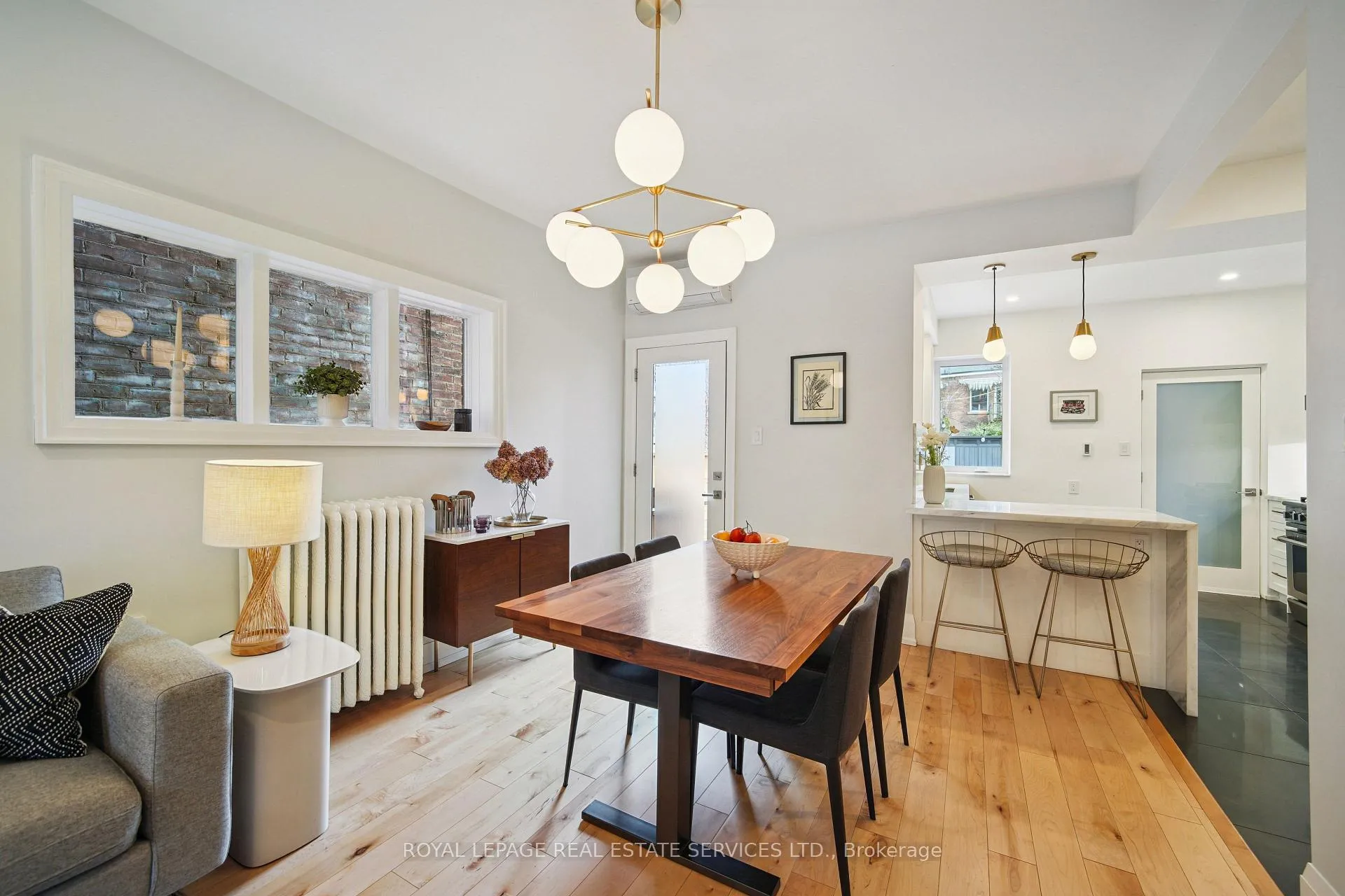Photo 12 of 29 Parkside Drive, Toronto, High Park-Swansea — HOMEH