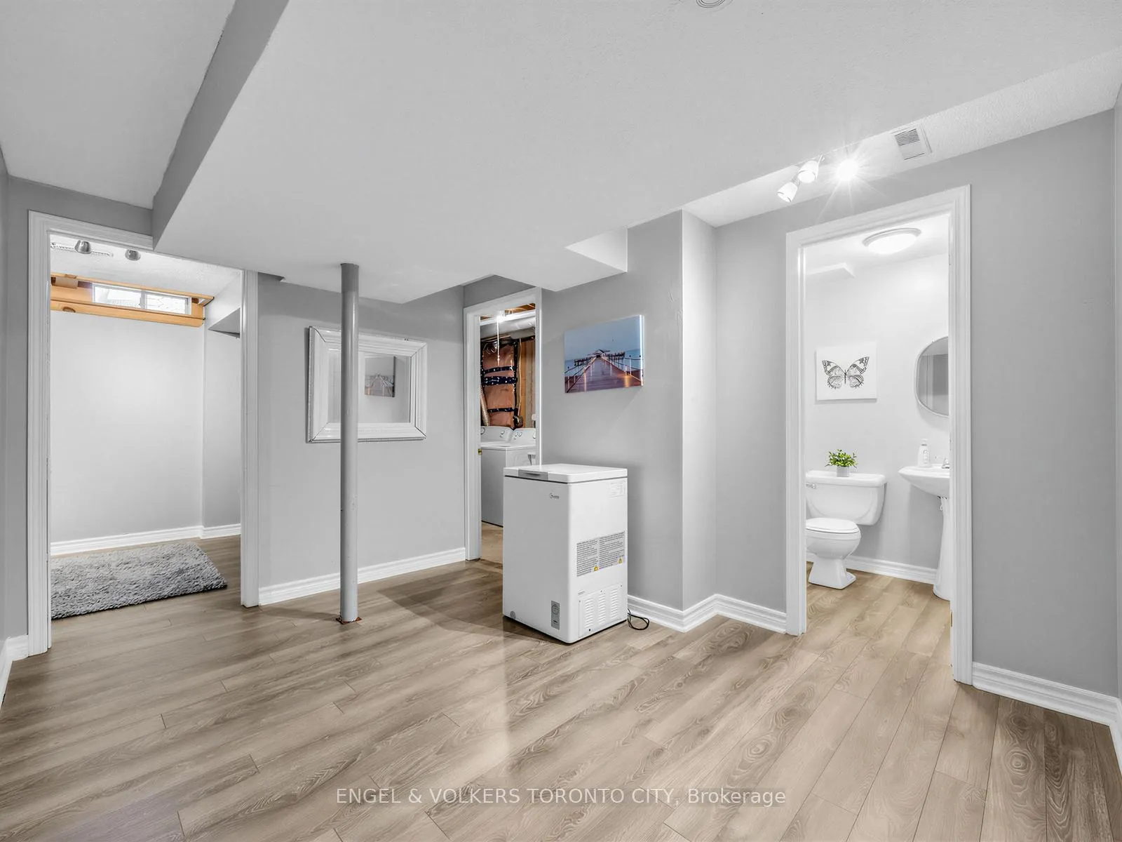 Photo 15 of 15 Fulton Crescent, Whitby, Williamsburg — HOMEH