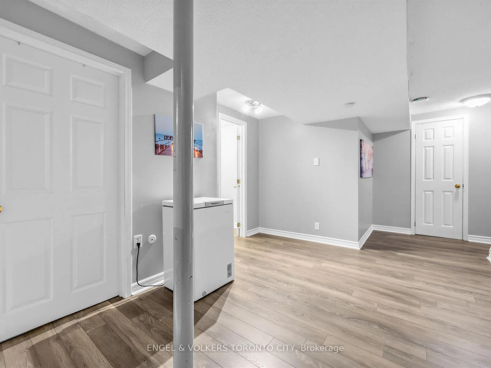Photo 24 of 15 Fulton Crescent, Whitby, Williamsburg — HOMEH