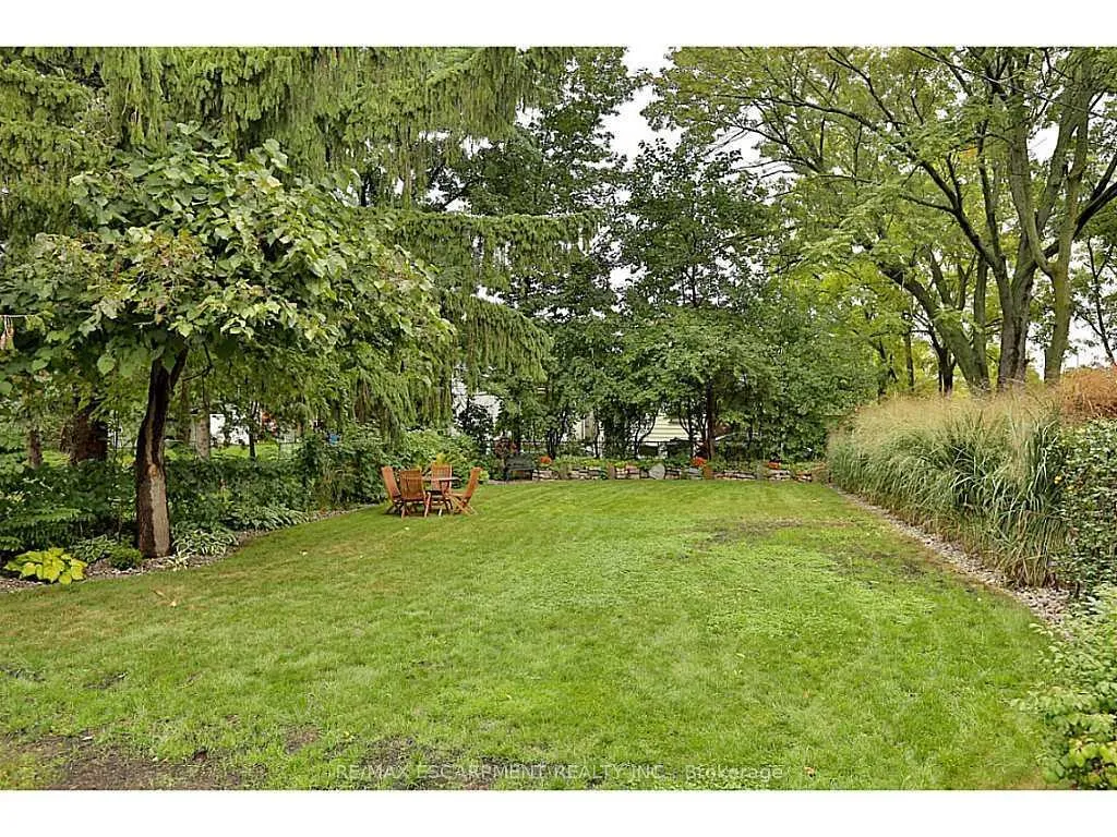 Photo 23 of 1276 Spring Gardens Road, Burlington, Bayview — HOMEH