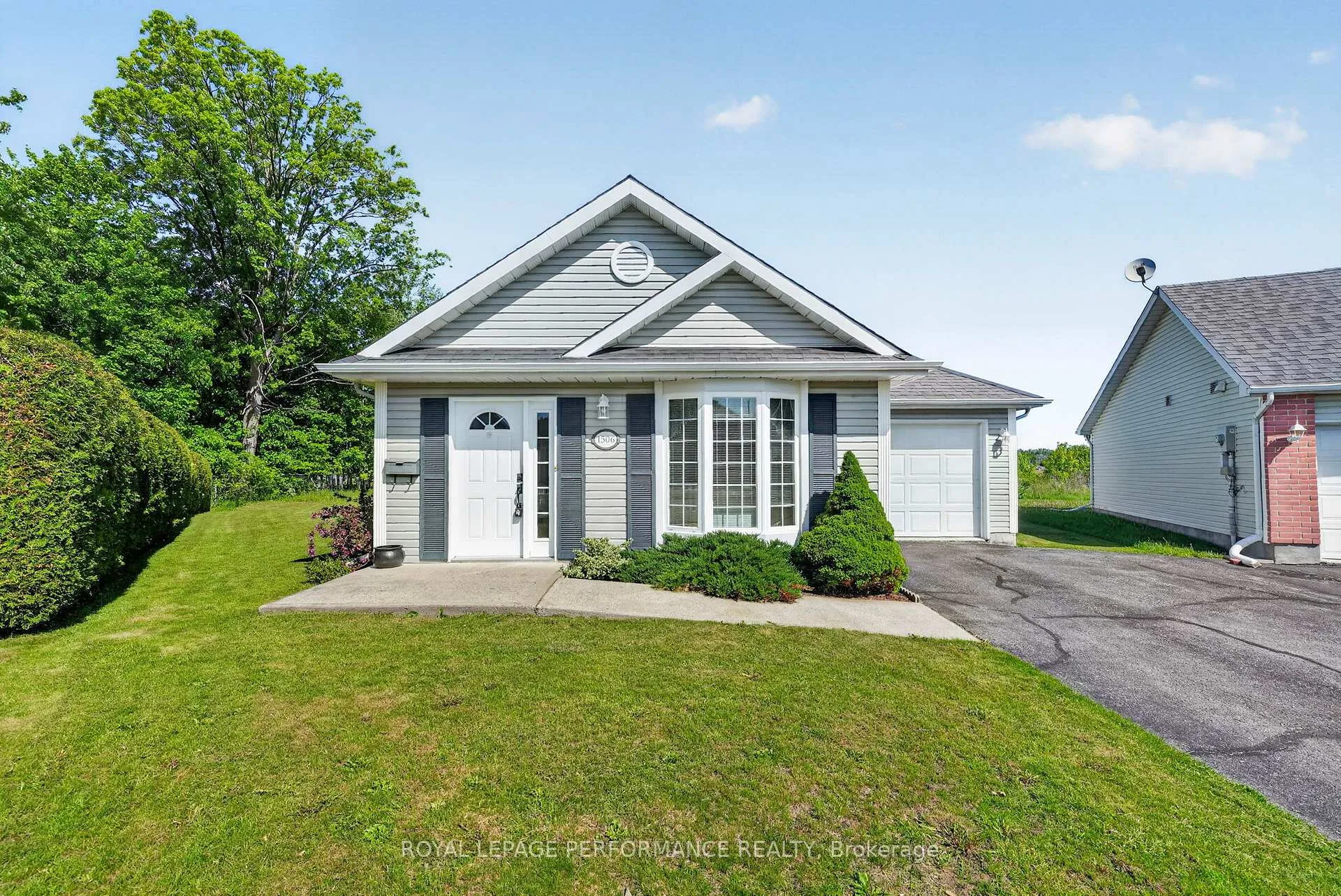 Photo 1 of 1506 Frank Court, Cornwall — HOMEH