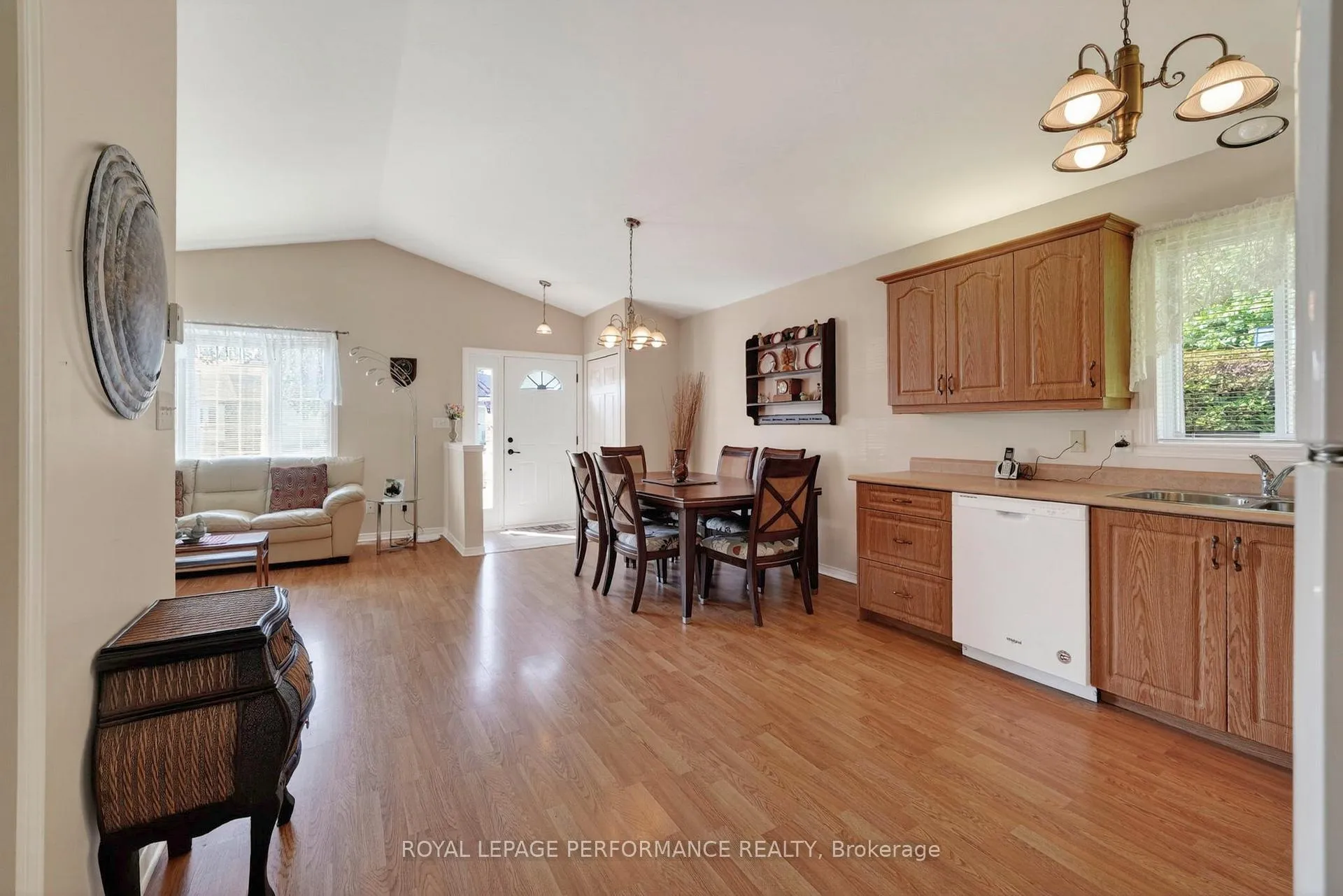 Photo 16 of 1506 Frank Court, Cornwall — HOMEH
