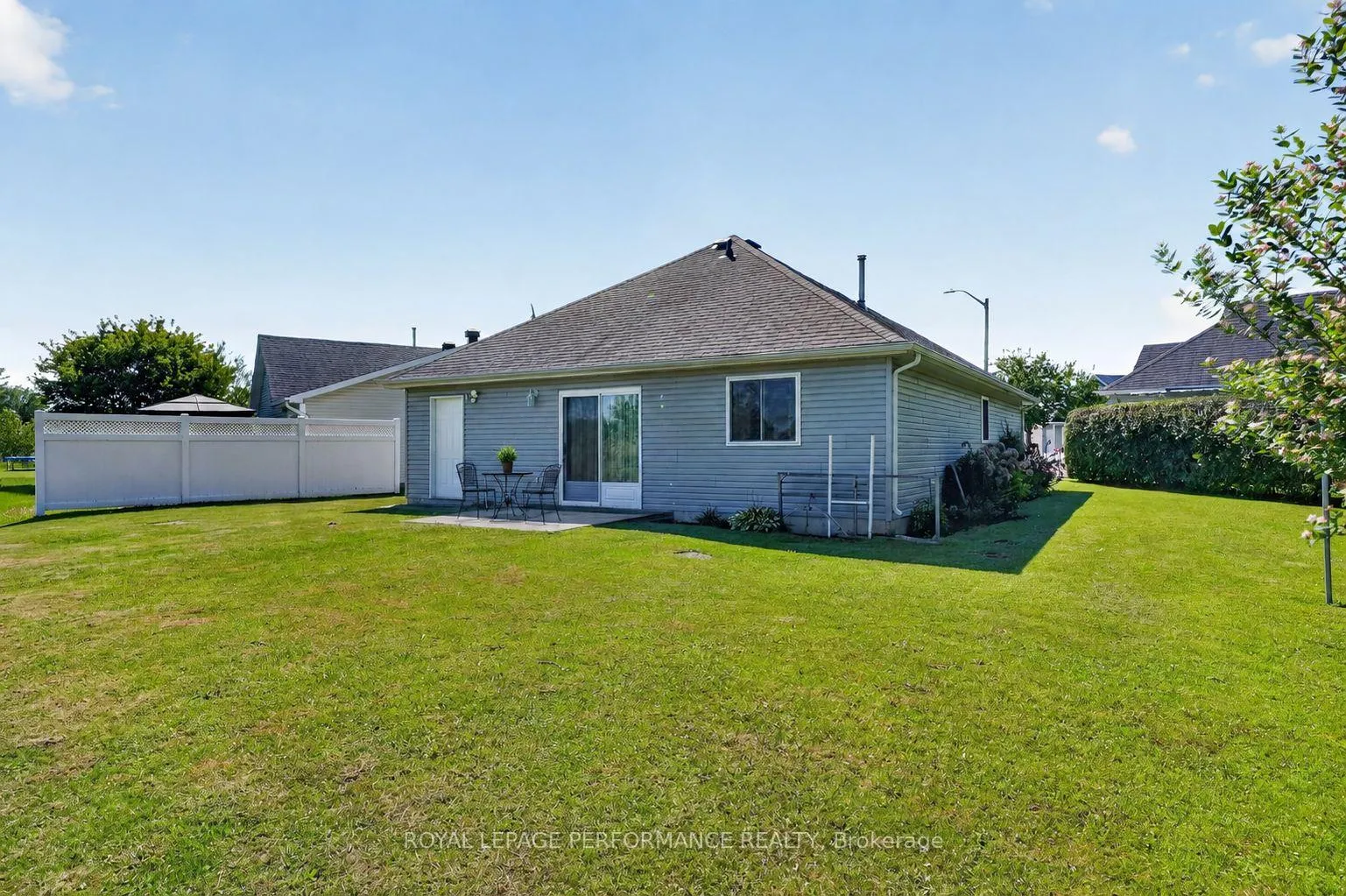 Photo 25 of 1506 Frank Court, Cornwall — HOMEH