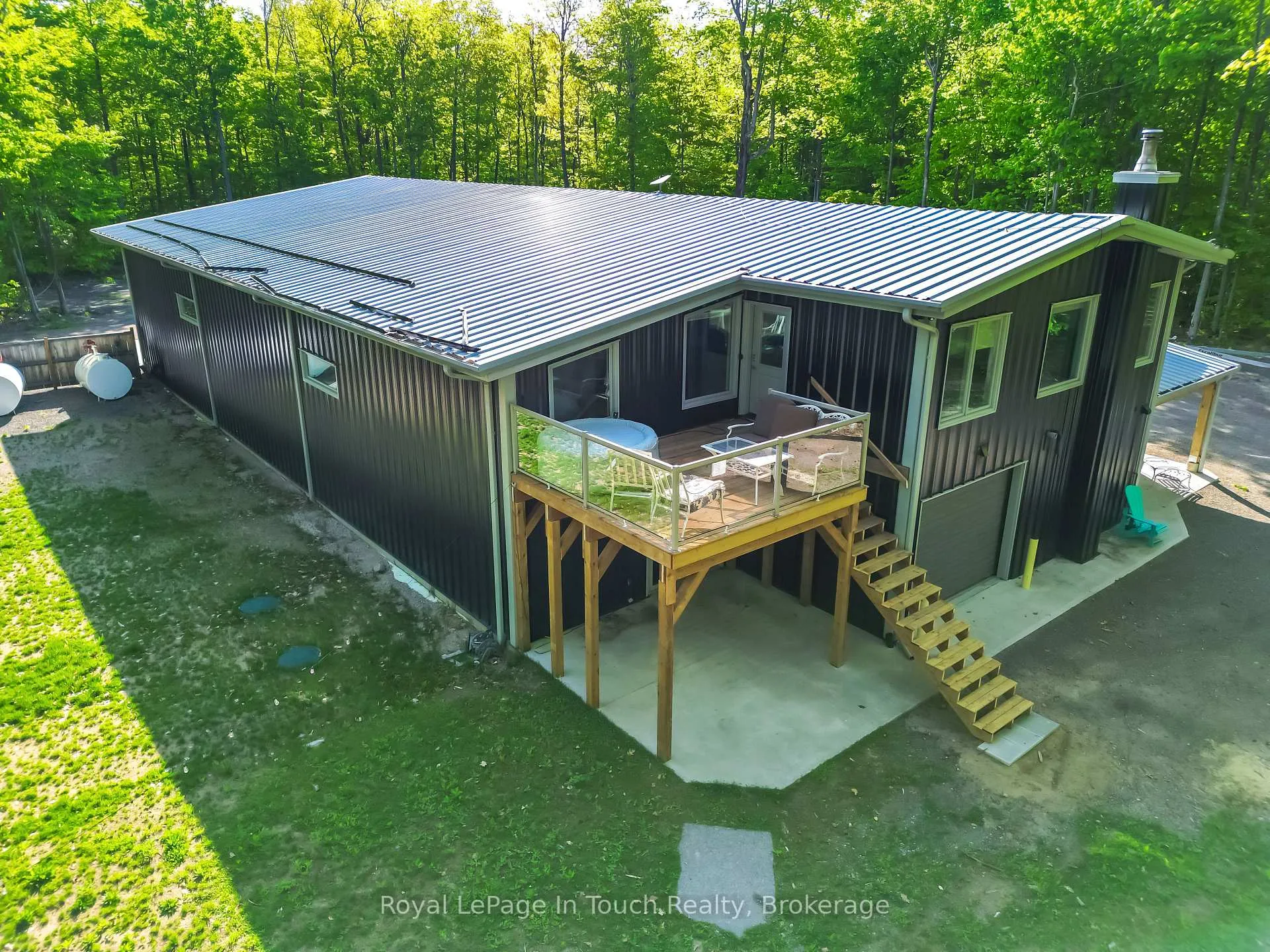 Photo 4 of 1388 Cedarpoint Road, Tiny, Rural Tiny — HOMEH