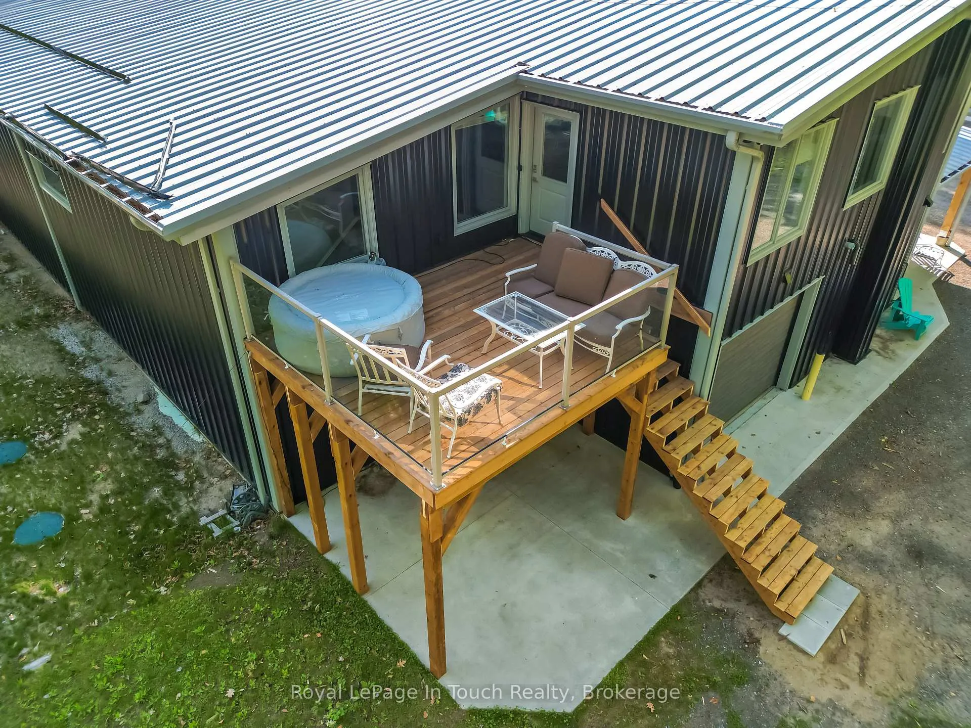 Photo 5 of 1388 Cedarpoint Road, Tiny, Rural Tiny — HOMEH