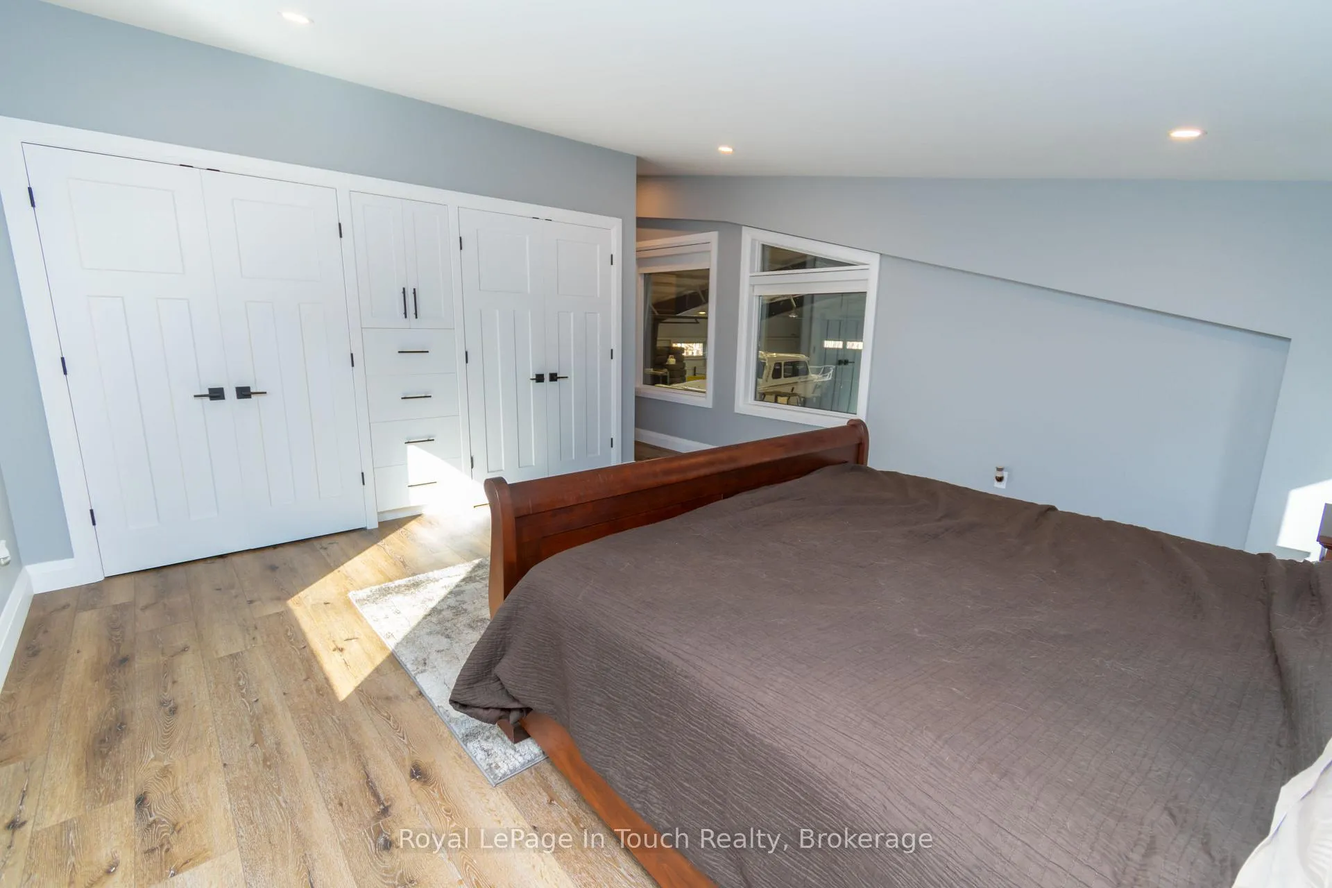 Photo 11 of 1388 Cedarpoint Road, Tiny, Rural Tiny — HOMEH