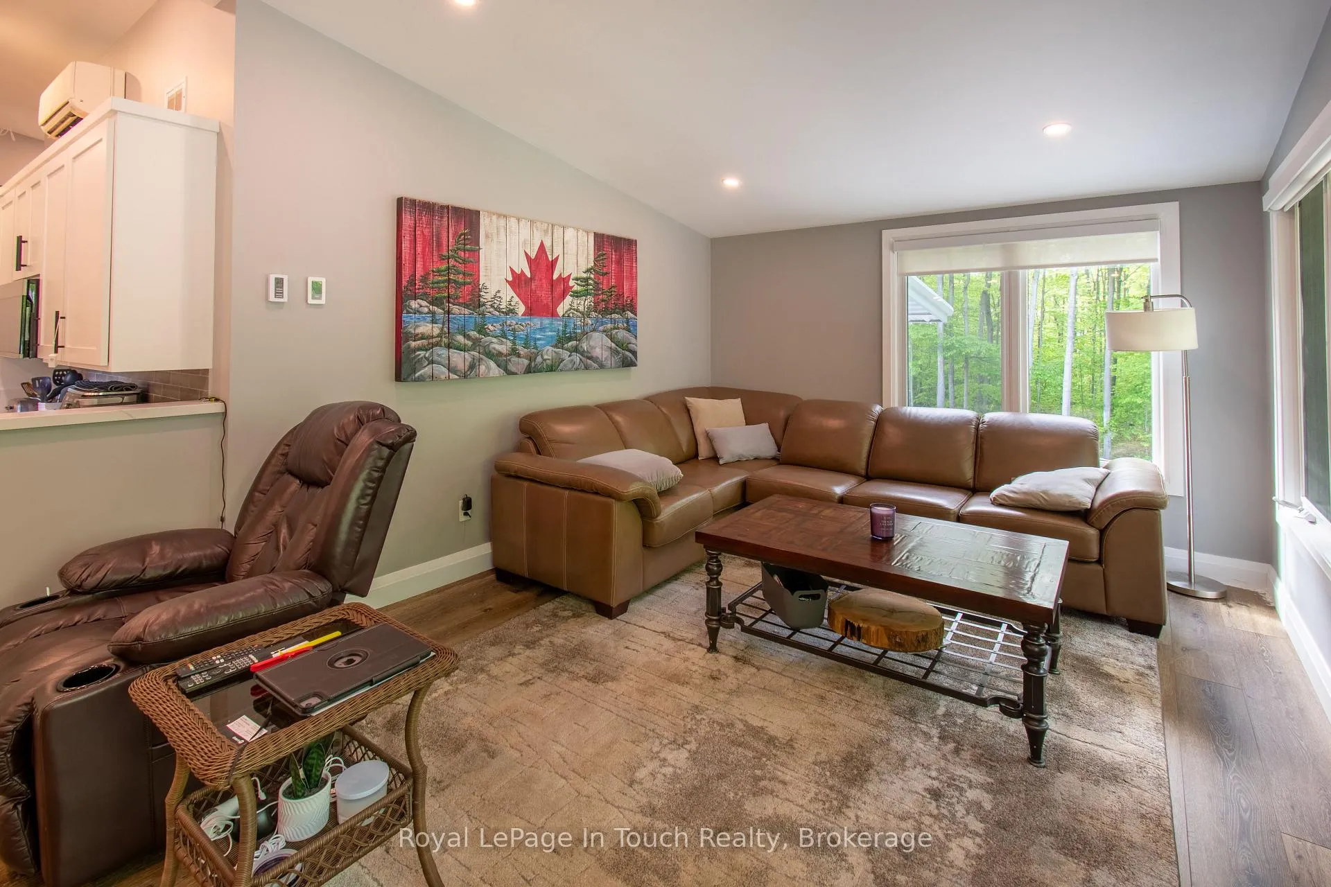 Photo 13 of 1388 Cedarpoint Road, Tiny, Rural Tiny — HOMEH