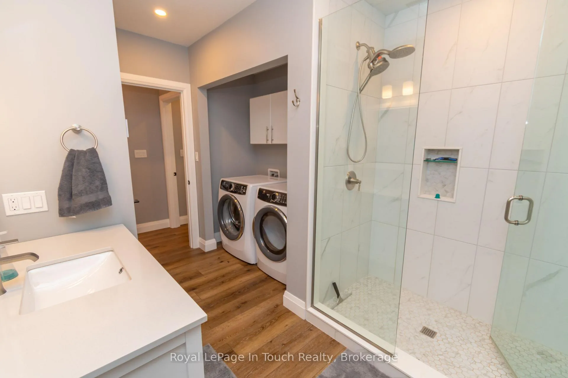Photo 16 of 1388 Cedarpoint Road, Tiny, Rural Tiny — HOMEH