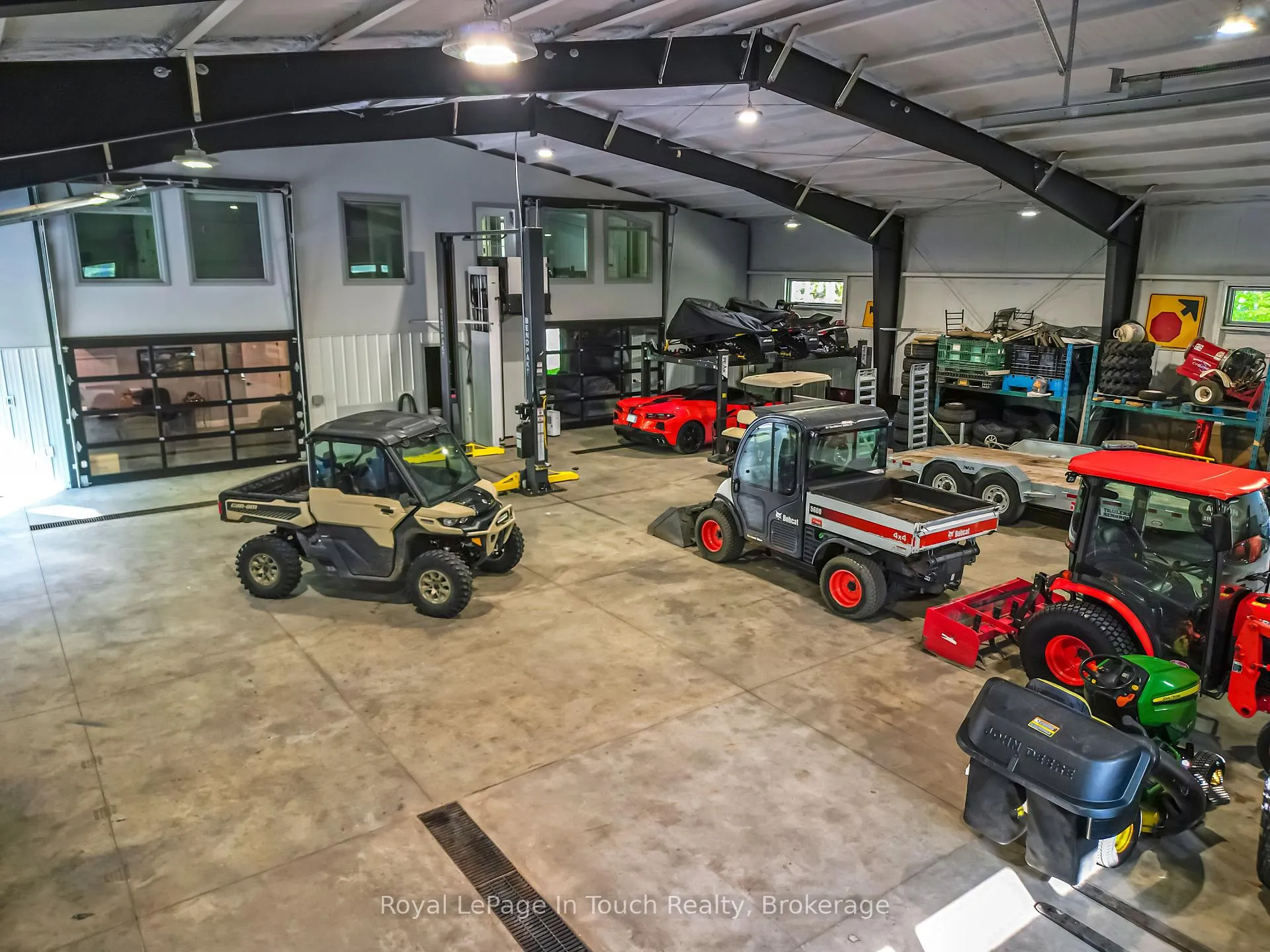 Photo 19 of 1388 Cedarpoint Road, Tiny, Rural Tiny — HOMEH