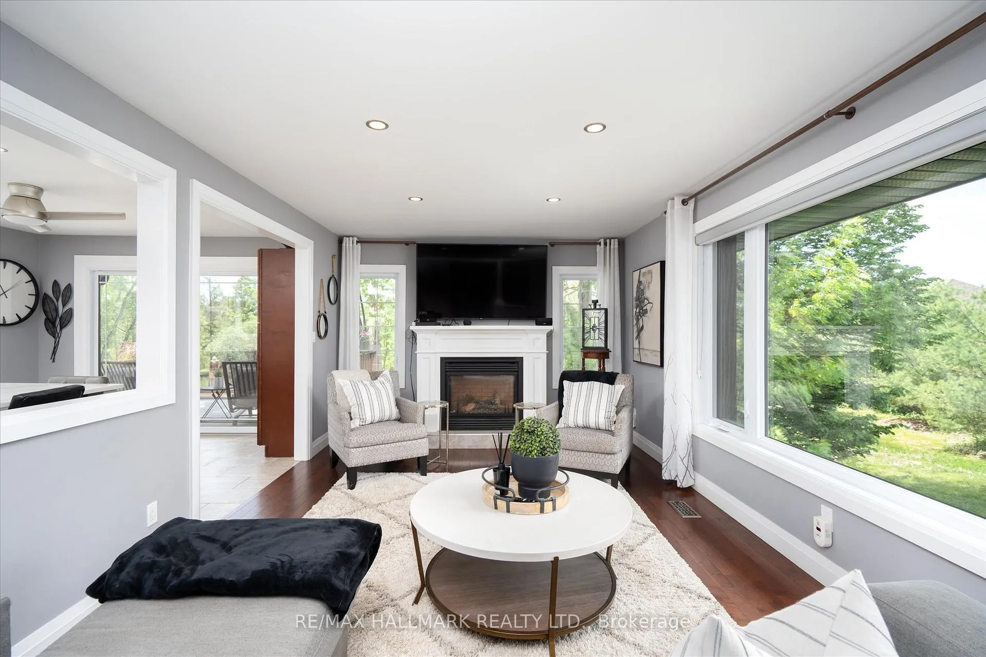 Photo 4 of 4375 Country Lane Road, Whitby, Rural Whitby — HOMEH