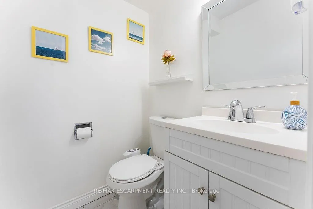 Photo 21 of 113 Greenshire Drive, Hamilton, Gilkson — HOMEH