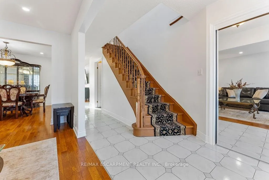 Photo 22 of 113 Greenshire Drive, Hamilton, Gilkson — HOMEH