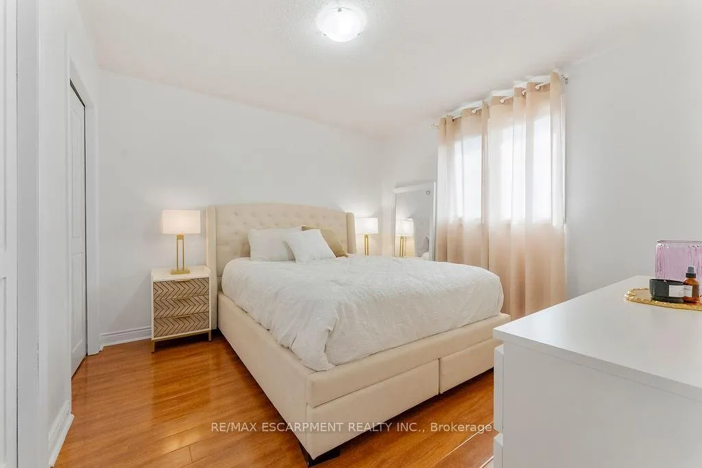 Photo 27 of 113 Greenshire Drive, Hamilton, Gilkson — HOMEH