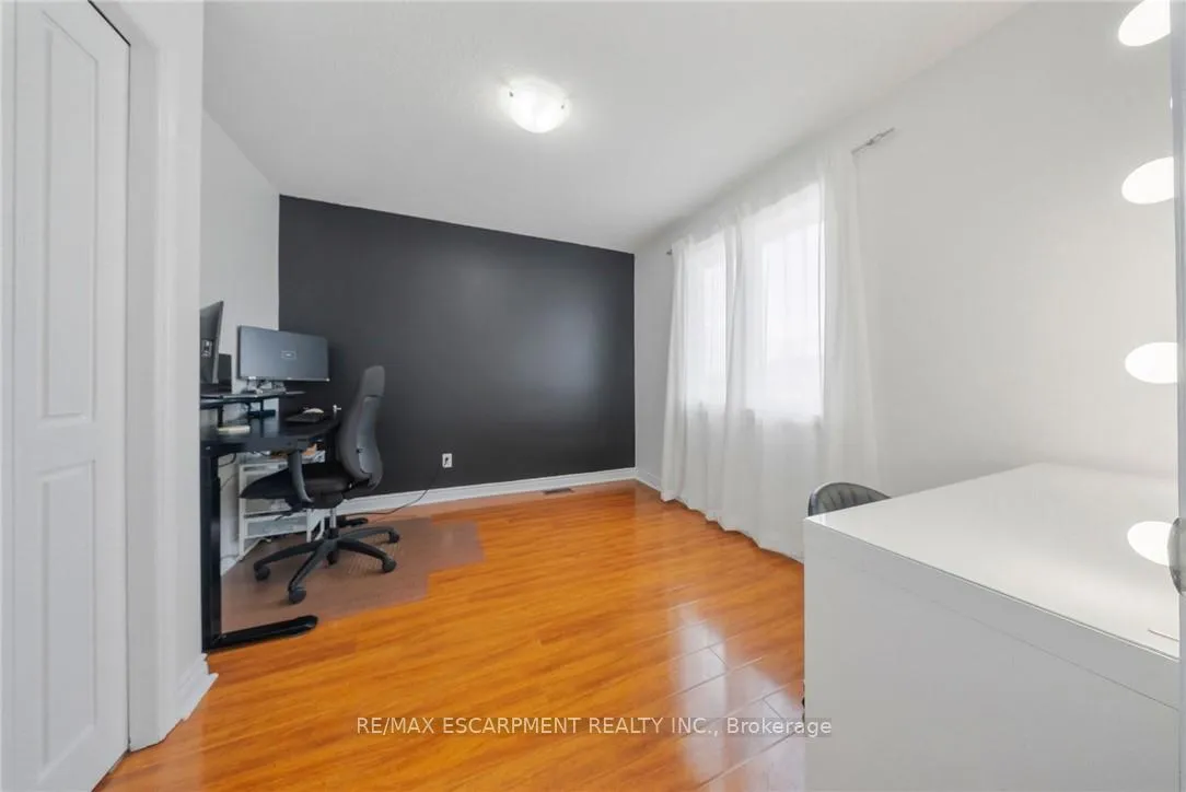 Photo 30 of 113 Greenshire Drive, Hamilton, Gilkson — HOMEH