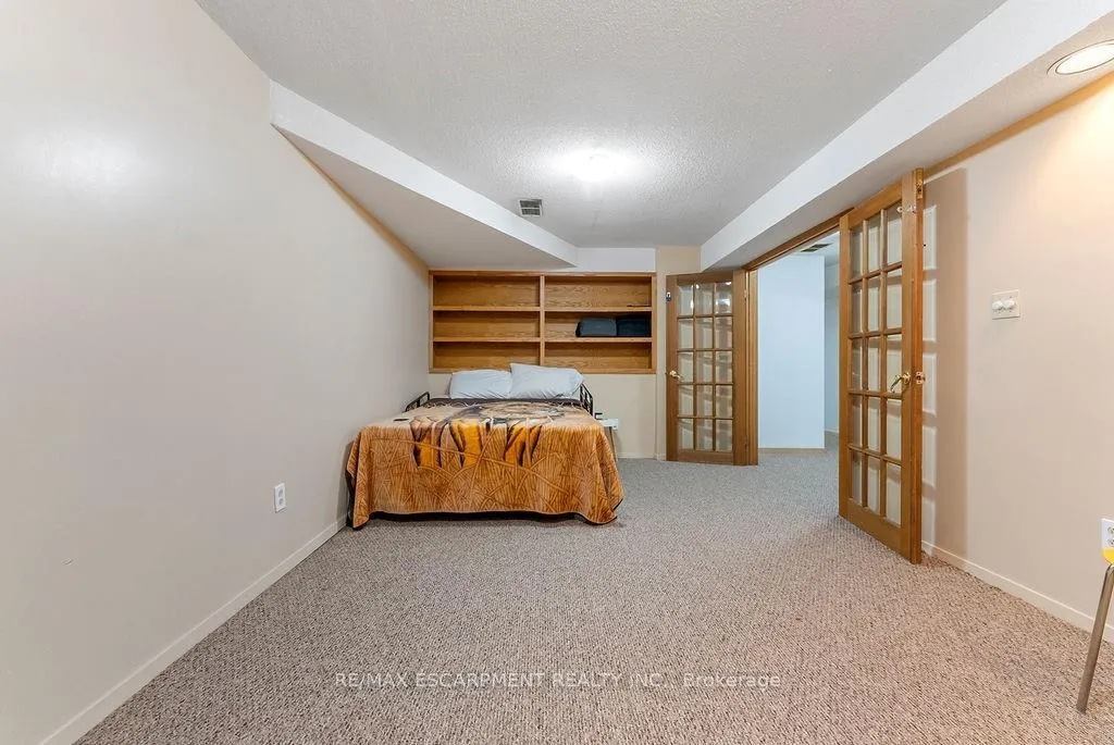 Photo 39 of 113 Greenshire Drive, Hamilton, Gilkson — HOMEH