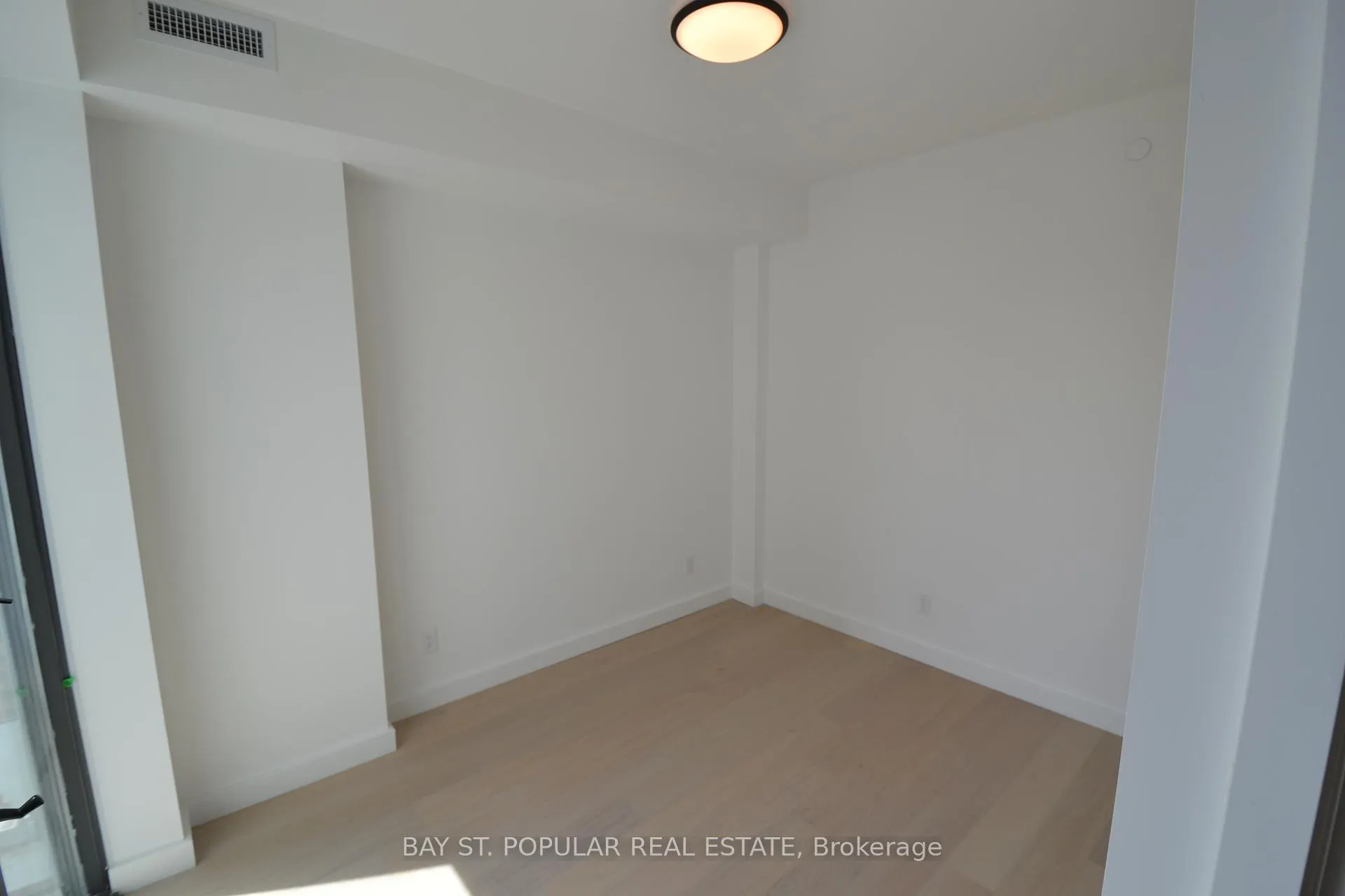 Photo 6 of Unit 1805, 81 Wellesley Street E, Toronto, Church-Yonge Corridor — HOMEH