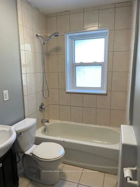 Photo 19 of Unit 1, 2 Cross Street, Halton Hills, Georgetown — HOMEH