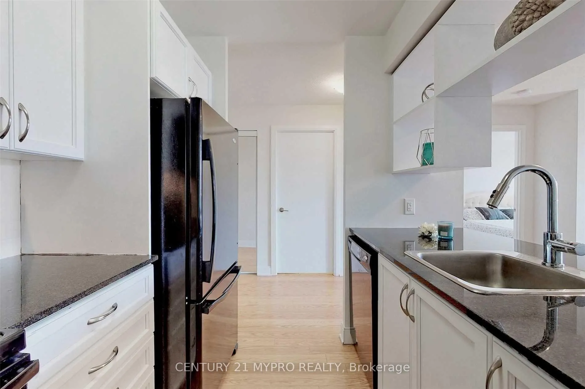 Photo 9 of Unit 1621, 135 Village Green Square, Scarborough, Agincourt South-Malvern West — HOMEH