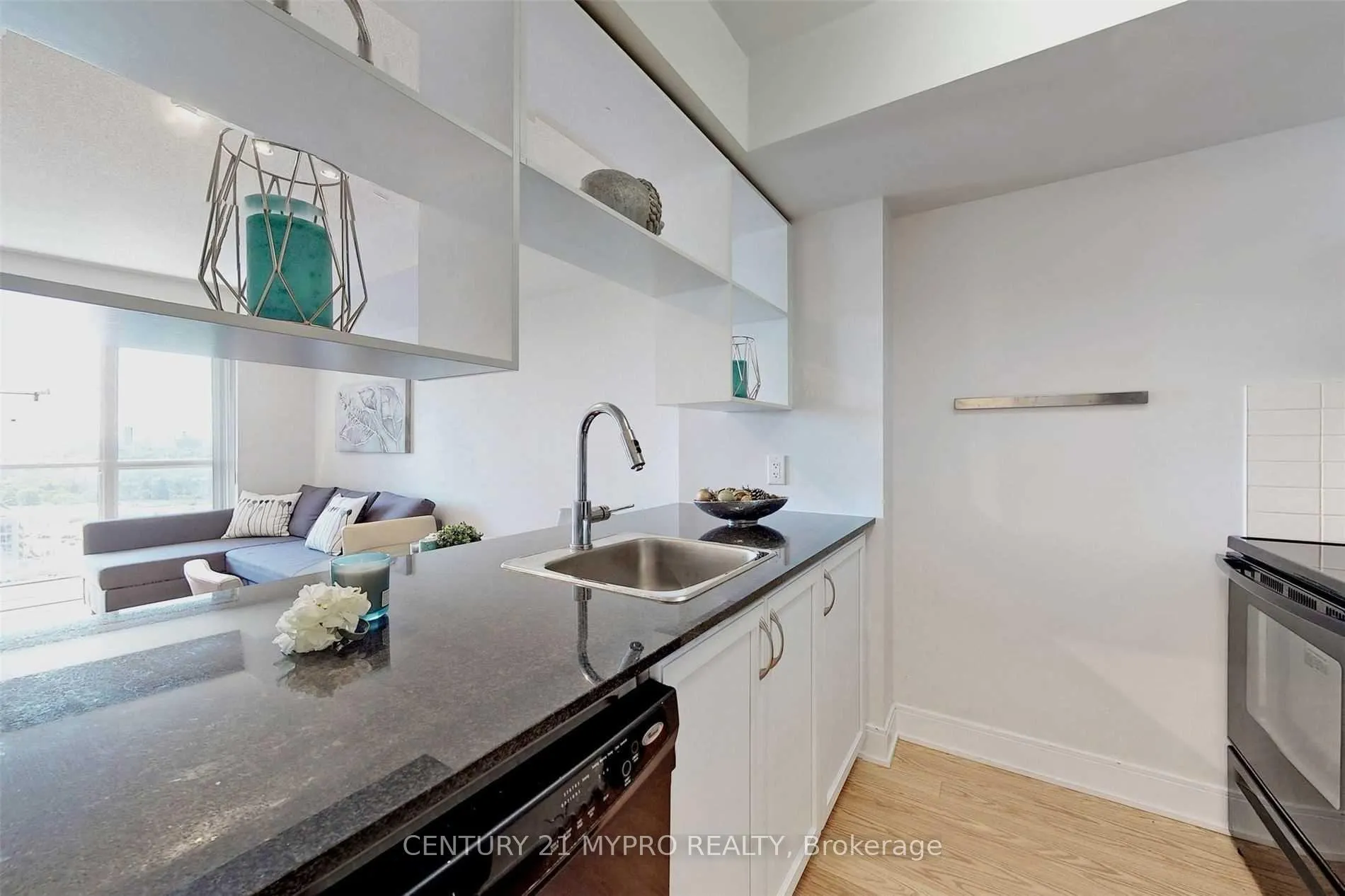 Photo 10 of Unit 1621, 135 Village Green Square, Scarborough, Agincourt South-Malvern West — HOMEH
