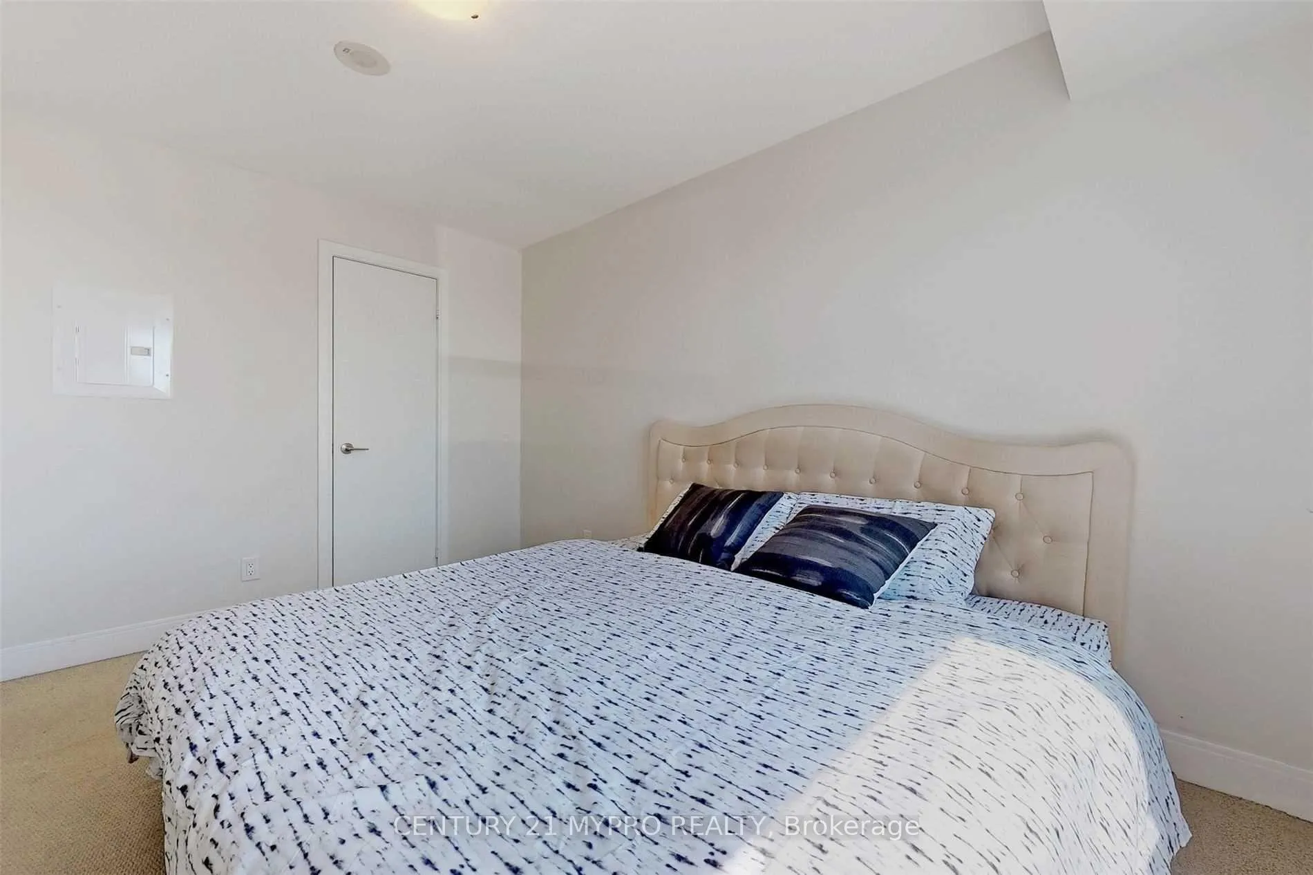 Photo 12 of Unit 1621, 135 Village Green Square, Scarborough, Agincourt South-Malvern West — HOMEH