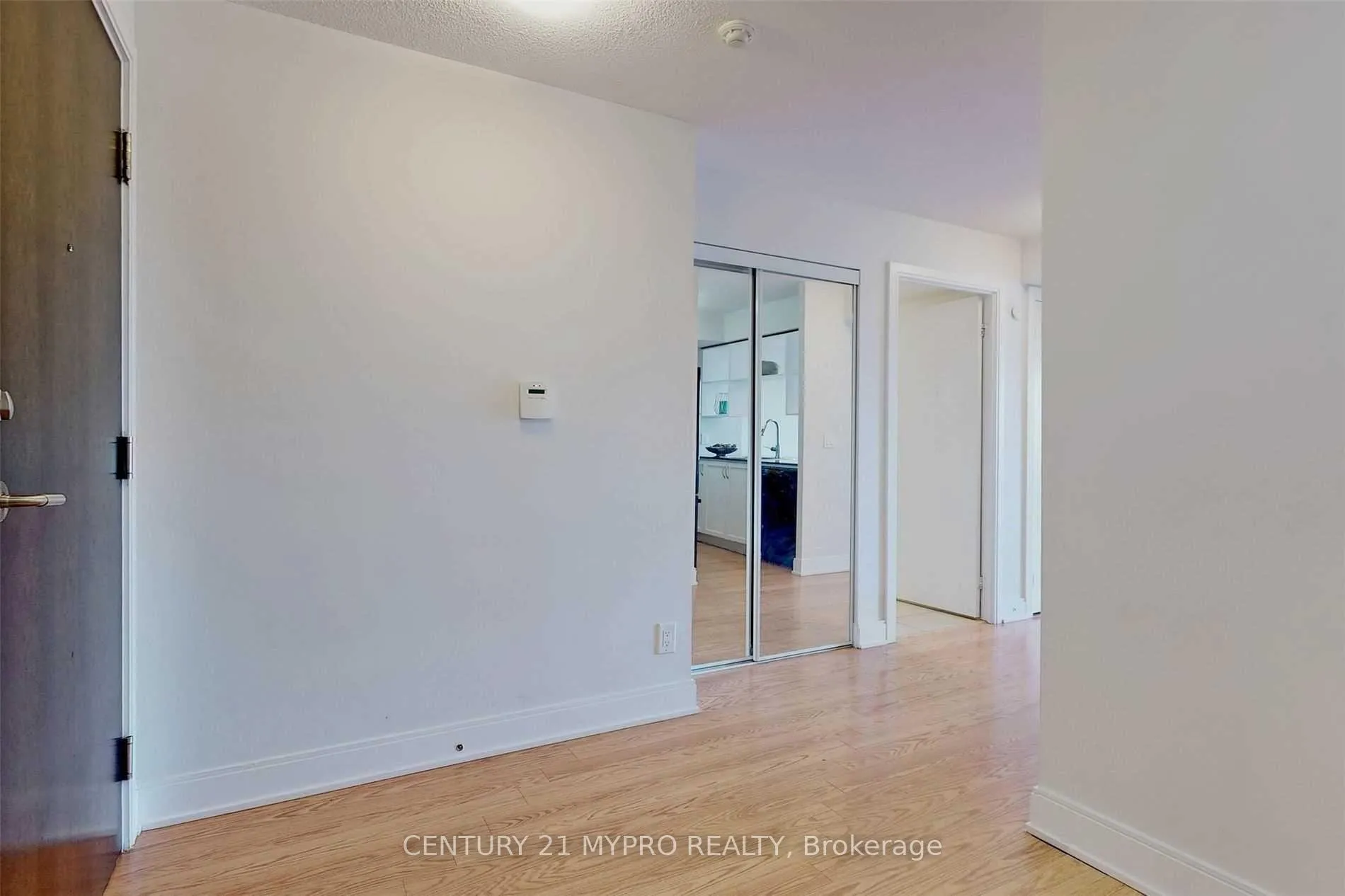 Photo 15 of Unit 1621, 135 Village Green Square, Scarborough, Agincourt South-Malvern West — HOMEH