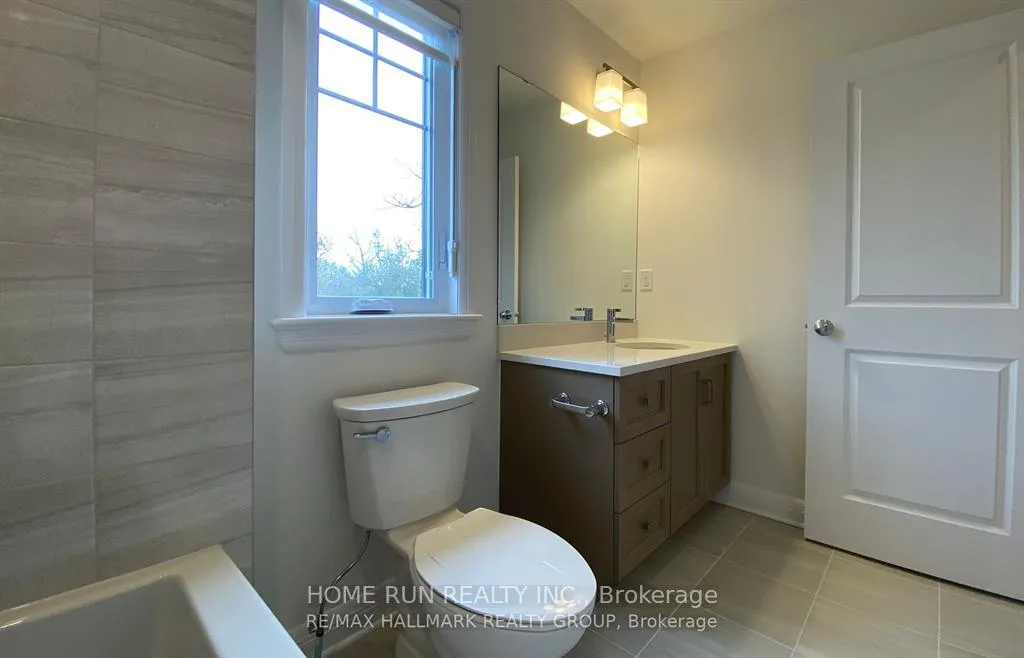 Photo 19 of 25 Kinver Private, Ottawa, Bel Air Heights — HOMEH
