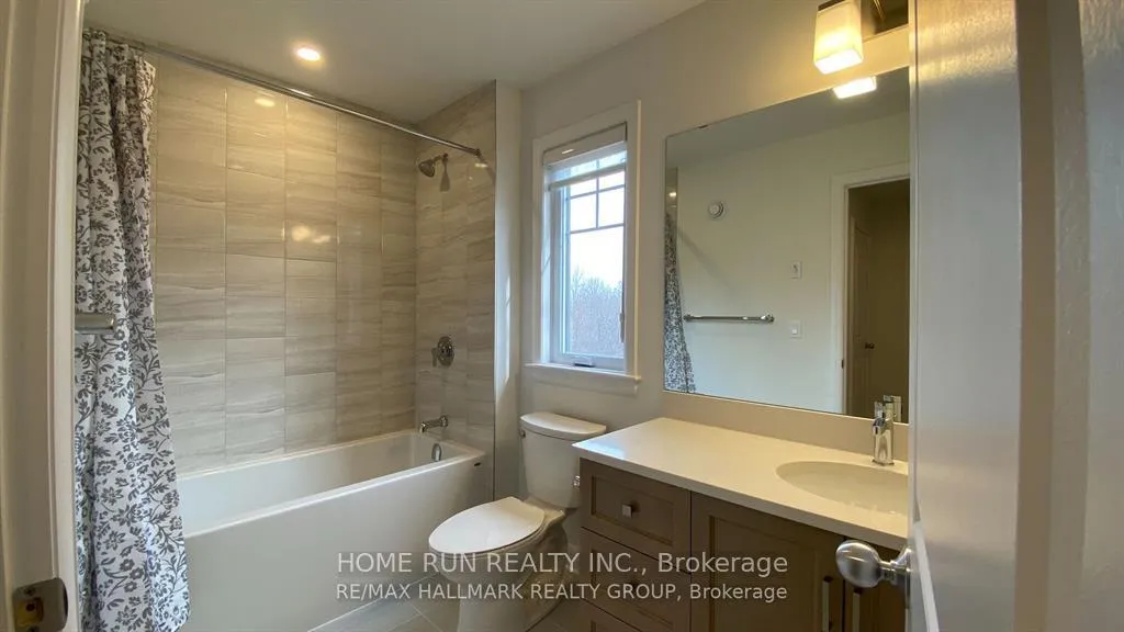 Photo 20 of 25 Kinver Private, Ottawa, Bel Air Heights — HOMEH