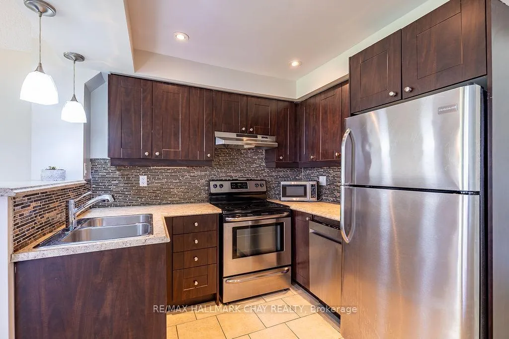 Photo 8 of Unit 40, 12 Lankin Boulevard, Orillia — HOMEH