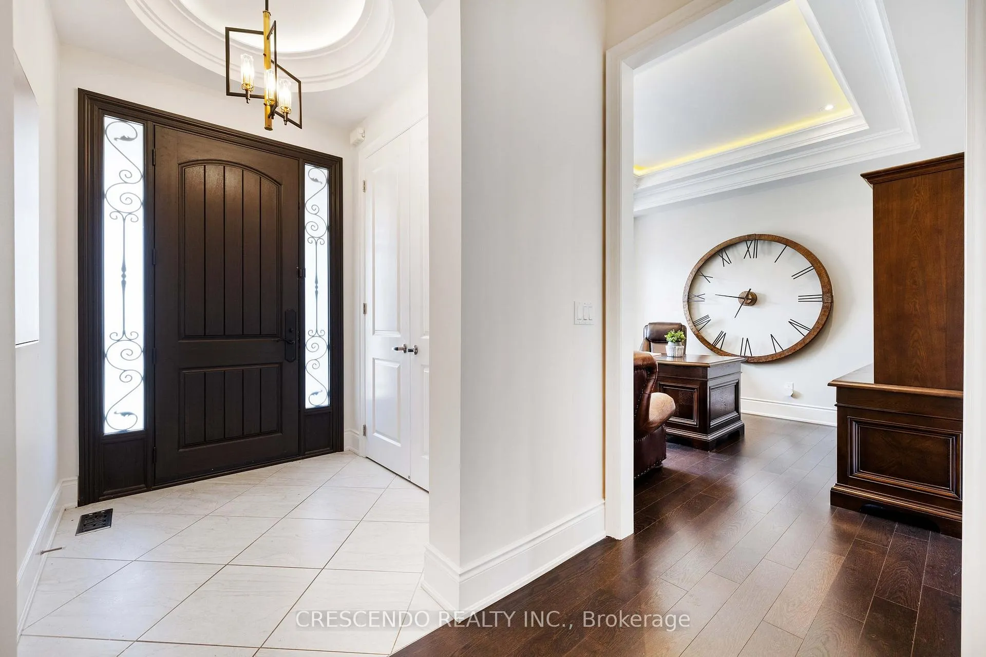 Photo 2 of 171 Woodgate Pines Drive, Vaughan, Kleinburg — HOMEH