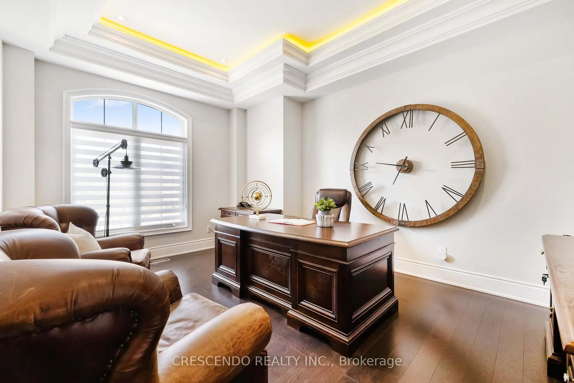 Photo 4 of 171 Woodgate Pines Drive, Vaughan, Kleinburg — HOMEH