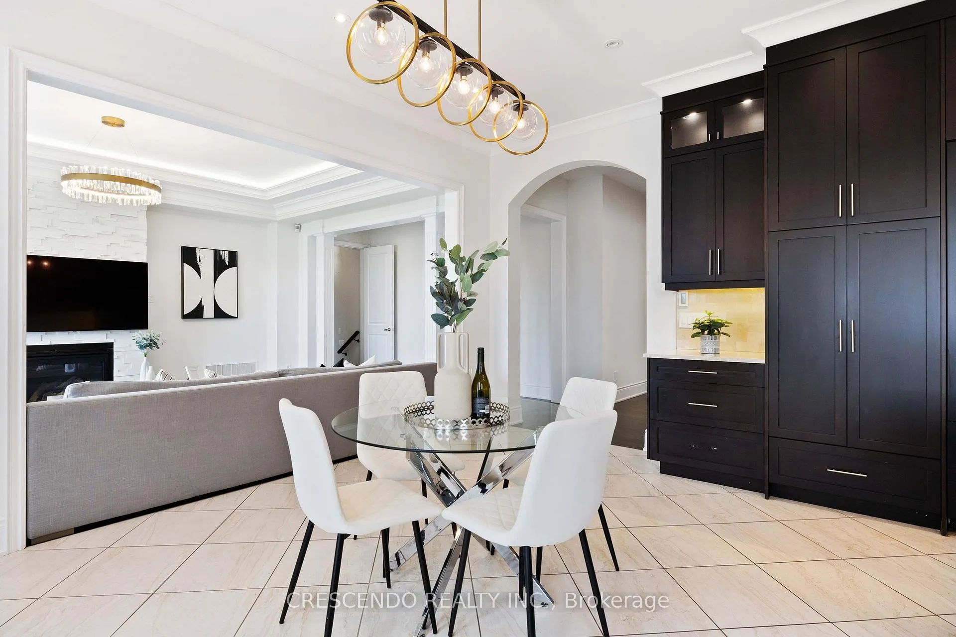 Photo 11 of 171 Woodgate Pines Drive, Vaughan, Kleinburg — HOMEH