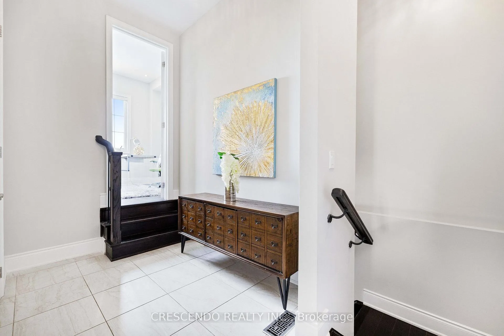 Photo 17 of 171 Woodgate Pines Drive, Vaughan, Kleinburg — HOMEH