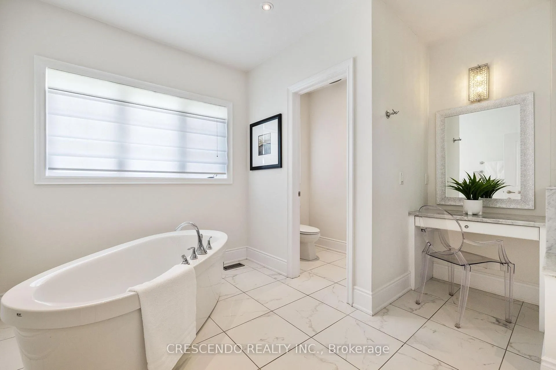 Photo 34 of 171 Woodgate Pines Drive, Vaughan, Kleinburg — HOMEH