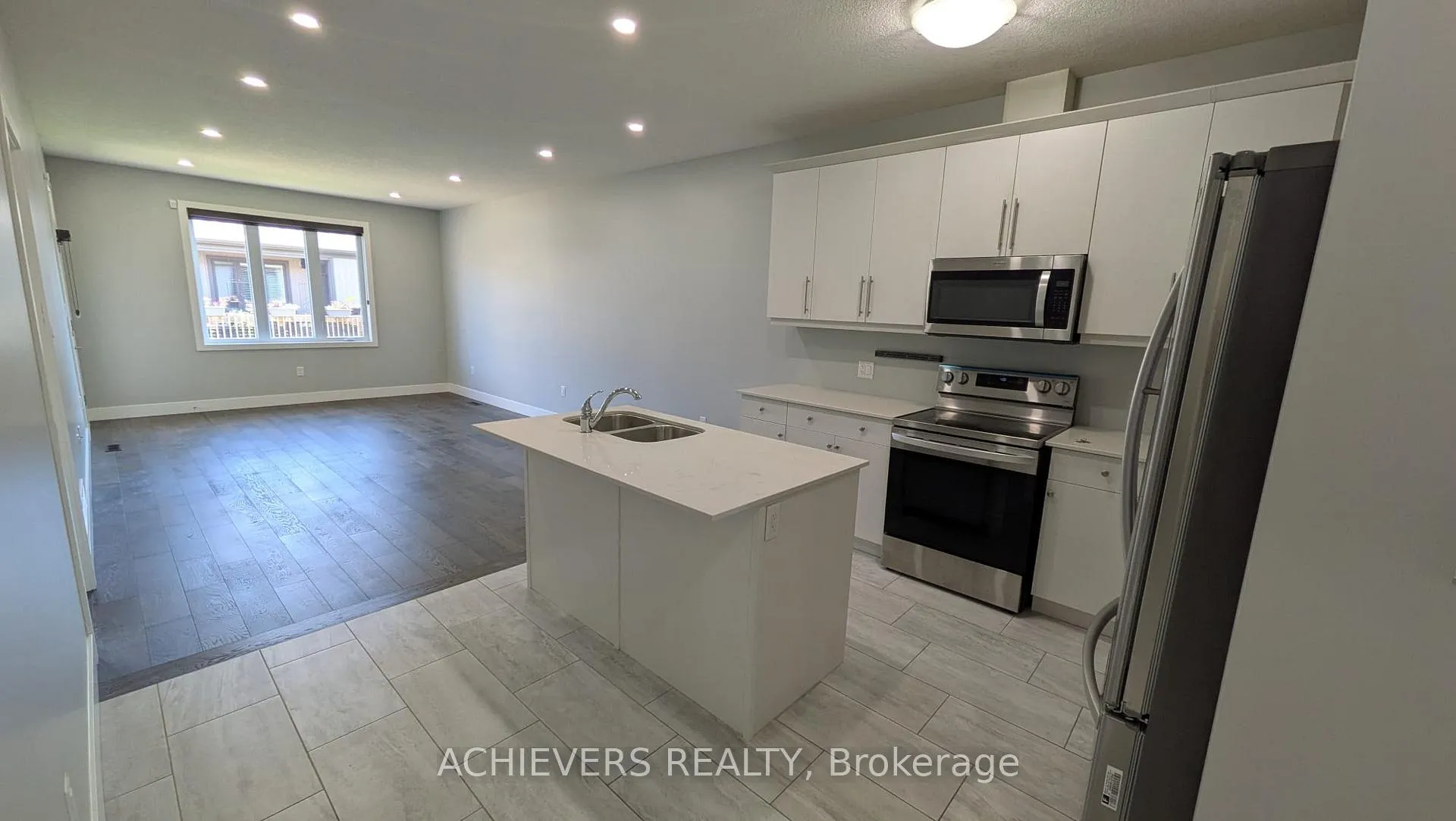 Photo 5 of Unit 49, 2272 Evans Boulevard, London, South E — HOMEH