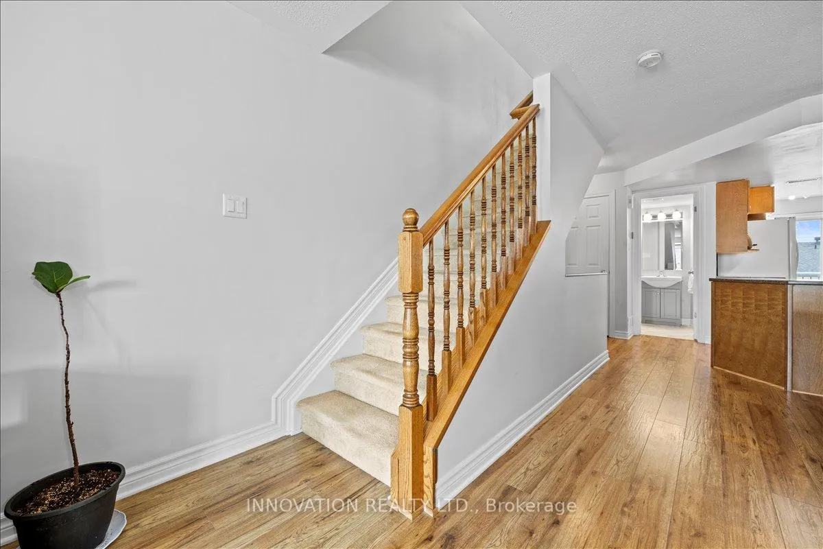 Photo 8 of Unit 12, 742b Chapman Mills Drive, Ottawa, Barrhaven - Strandherd — HOMEH