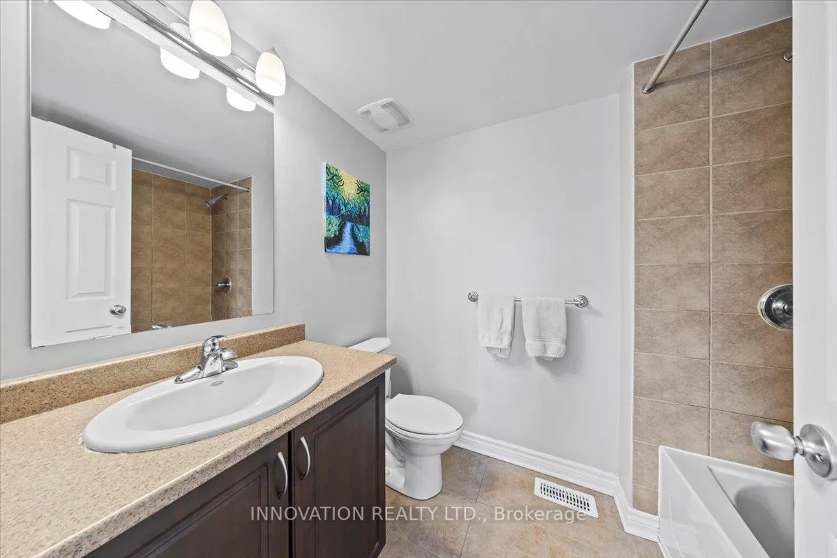 Photo 15 of Unit 12, 742b Chapman Mills Drive, Ottawa, Barrhaven - Strandherd — HOMEH