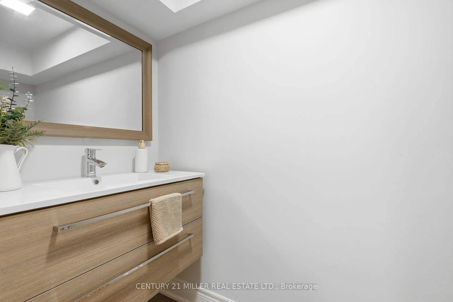 Photo 33 of Unit 66, 1951 Rathburn Road E, Mississauga, Rathwood — HOMEH