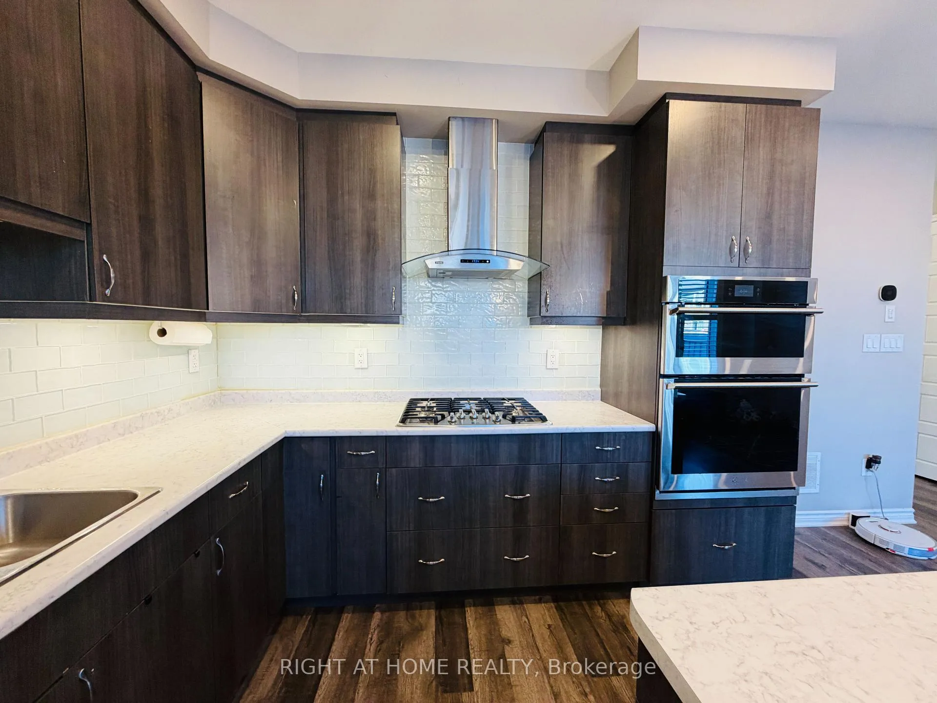 Photo 9 of 567 Bellflower Court, Milton, Walker — HOMEH
