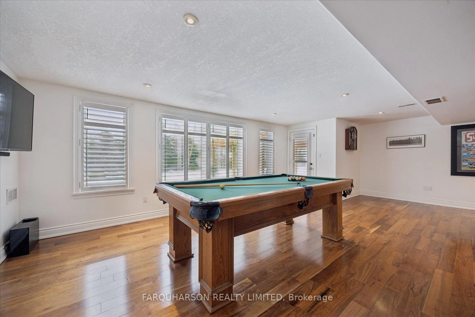 Photo 26 of 15 Forestgreen Drive, Uxbridge, Rural Uxbridge — HOMEH