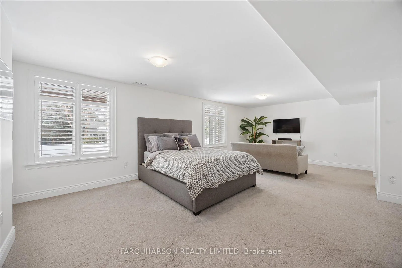 Photo 30 of 15 Forestgreen Drive, Uxbridge, Rural Uxbridge — HOMEH