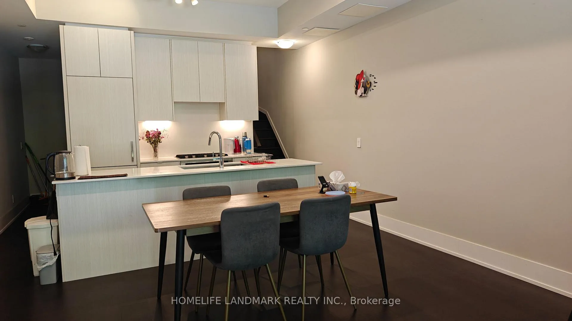 Photo 5 of Unit Th #7, 165 Pears Avenue, Toronto, The Annex — HOMEH