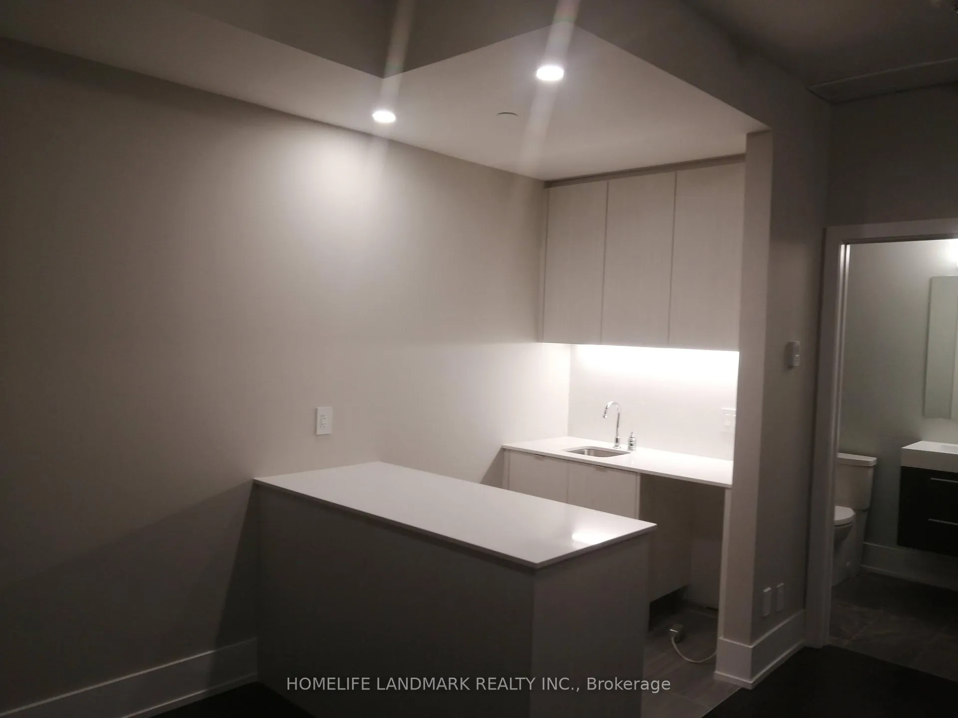 Photo 16 of Unit Th #7, 165 Pears Avenue, Toronto, The Annex — HOMEH