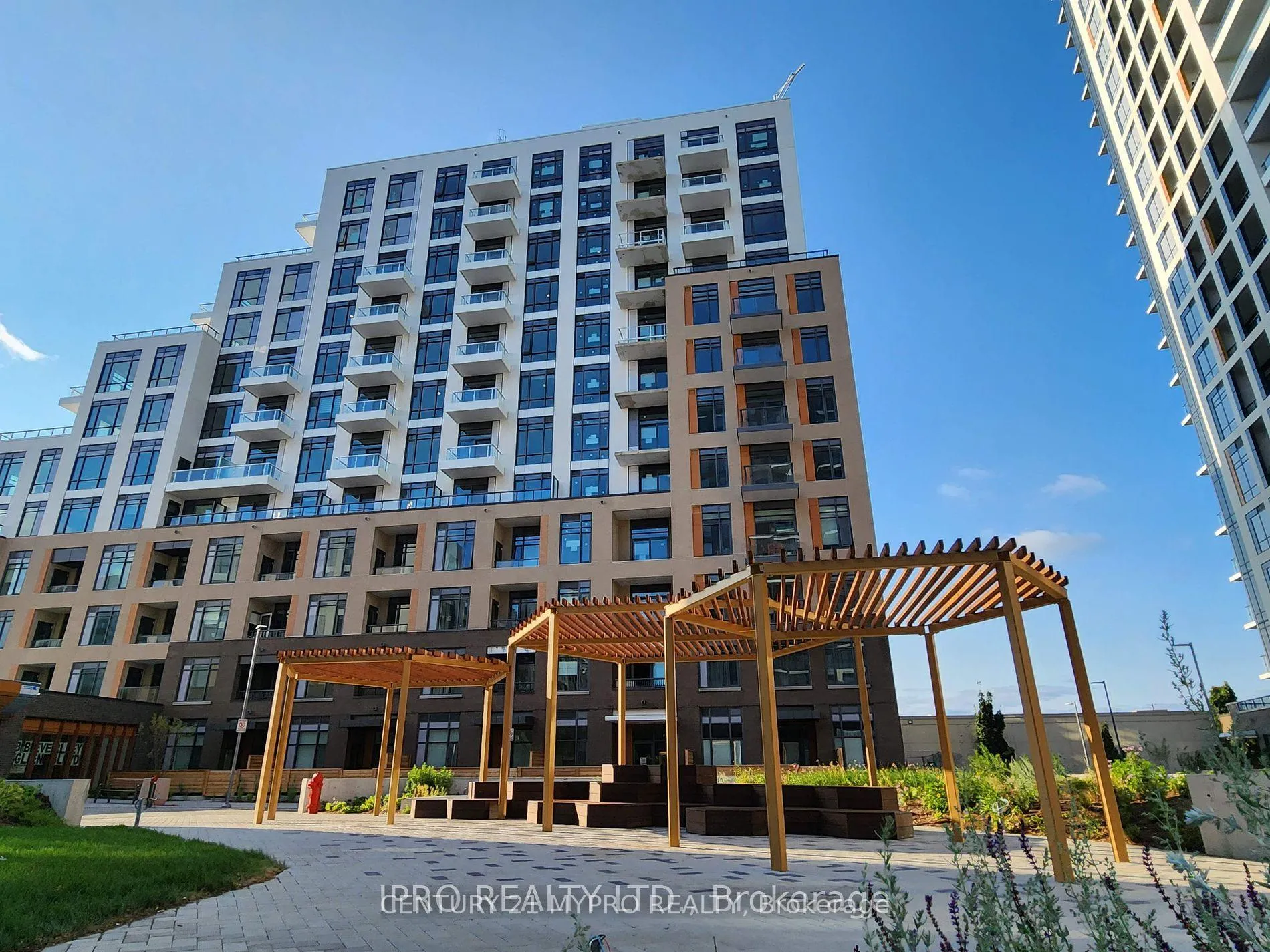 Photo 1 of Unit 1206, 8 Beverley Glen Boulevard, Vaughan, Beverley Glen — HOMEH
