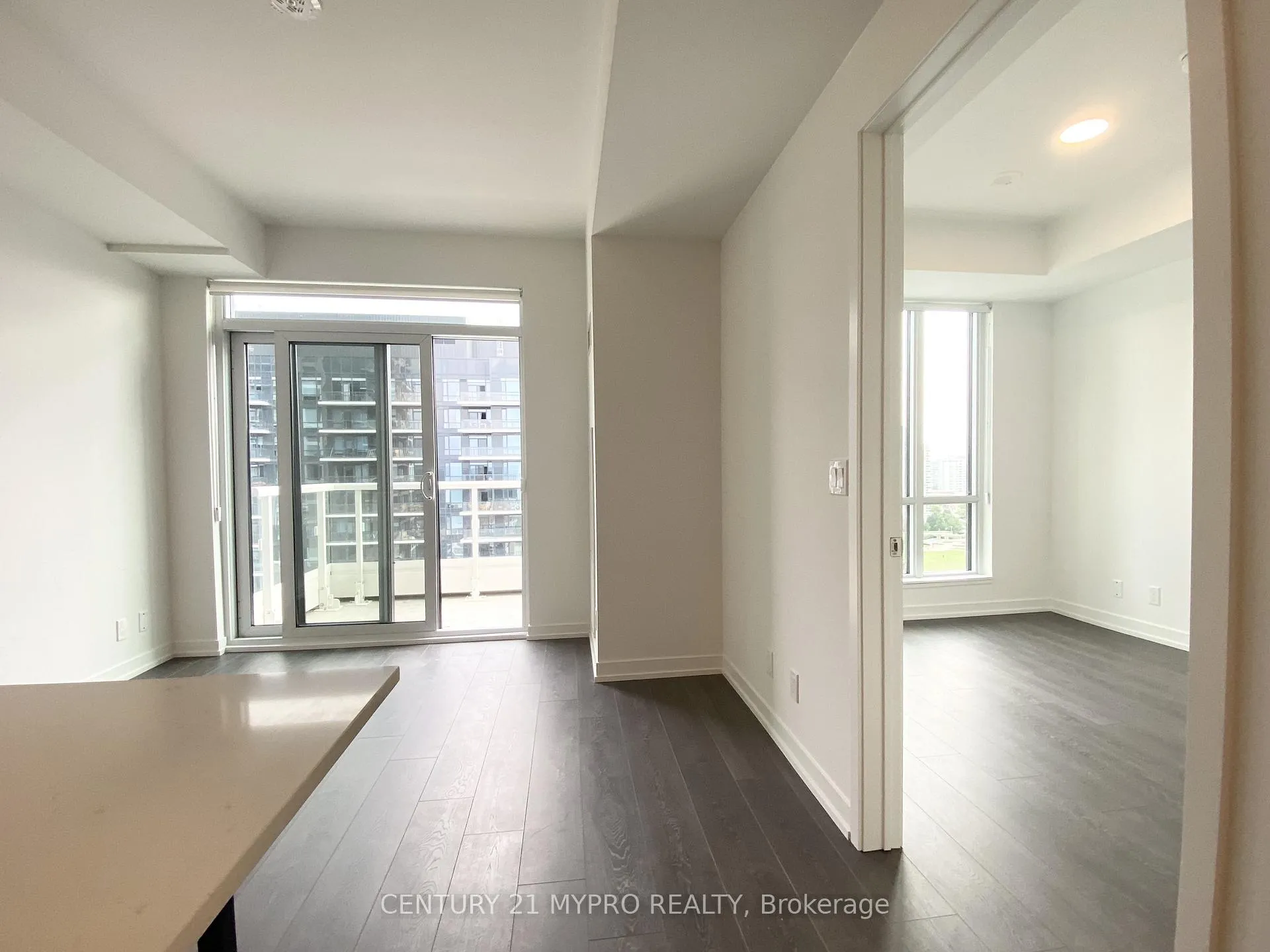 Photo 8 of Unit 1206, 8 Beverley Glen Boulevard, Vaughan, Beverley Glen — HOMEH