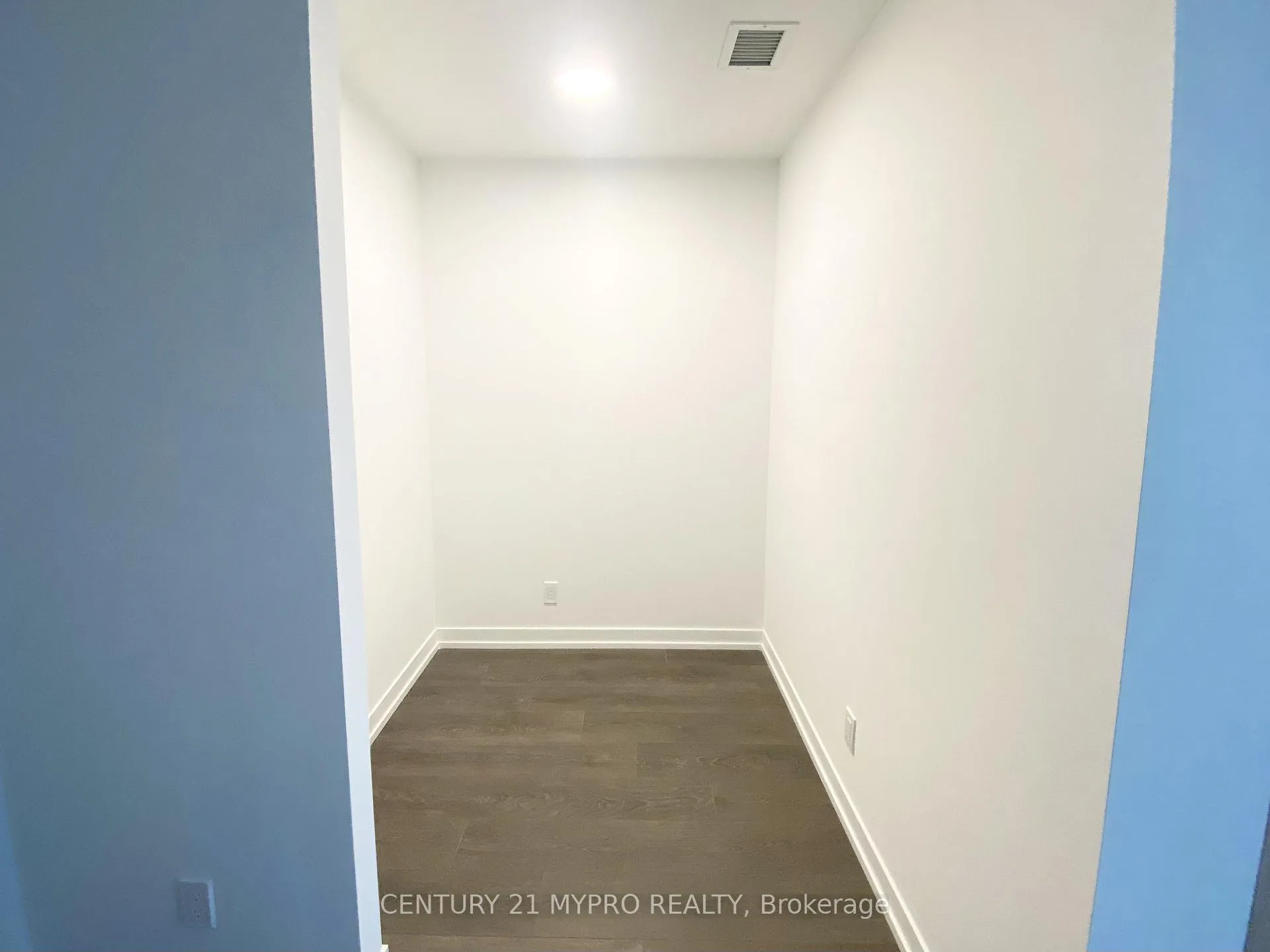 Photo 14 of Unit 1206, 8 Beverley Glen Boulevard, Vaughan, Beverley Glen — HOMEH