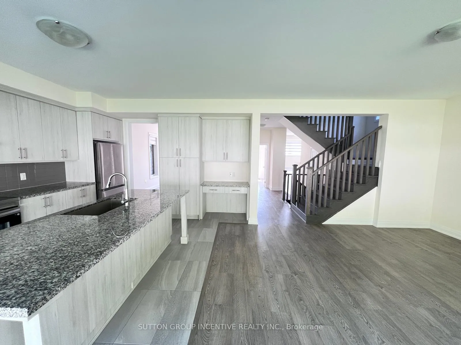 Photo 9 of 47 Bearberry Road, Springwater, Midhurst — HOMEH