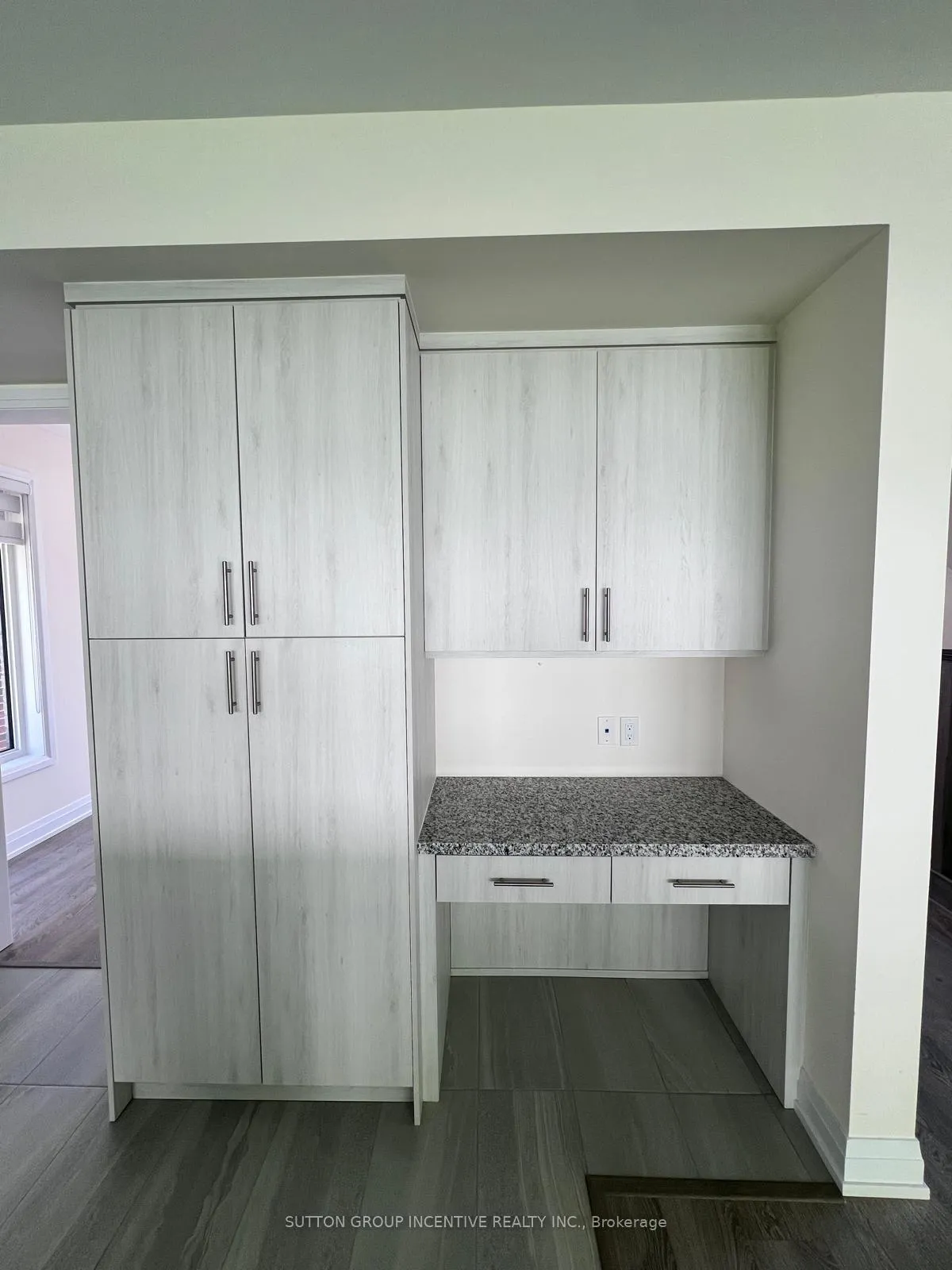 Photo 12 of 47 Bearberry Road, Springwater, Midhurst — HOMEH