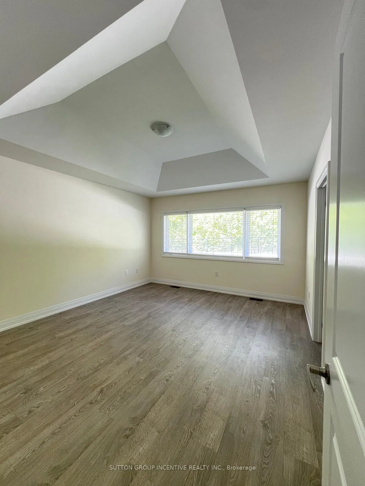 Photo 17 of 47 Bearberry Road, Springwater, Midhurst — HOMEH